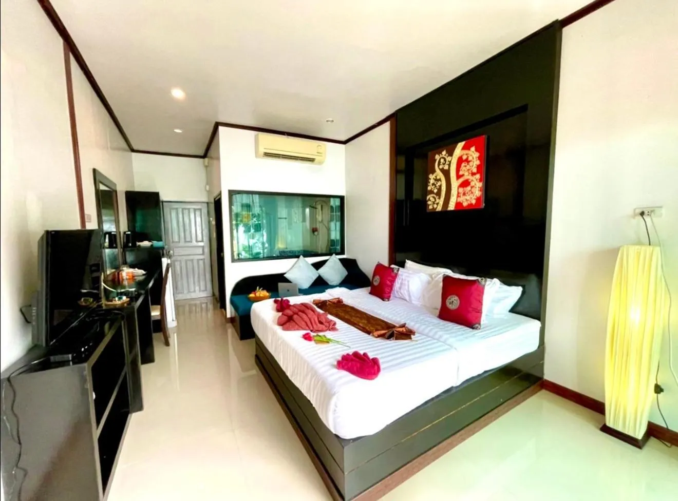 Bed in Kathalee Beach Resort