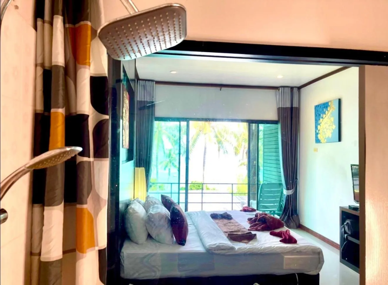 Bed in Kathalee Beach Resort