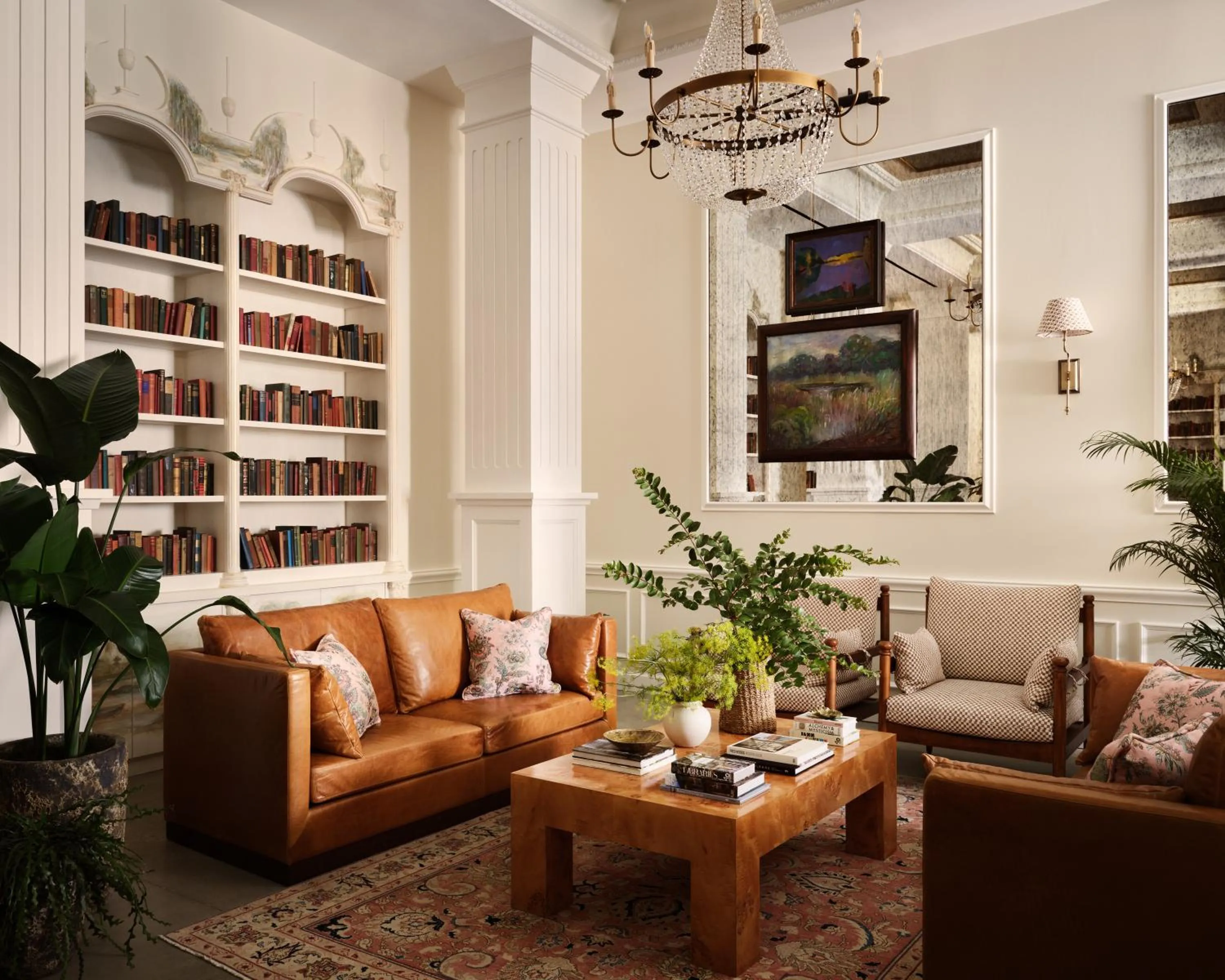 Communal lounge/ TV room in Memoir Warehouse District