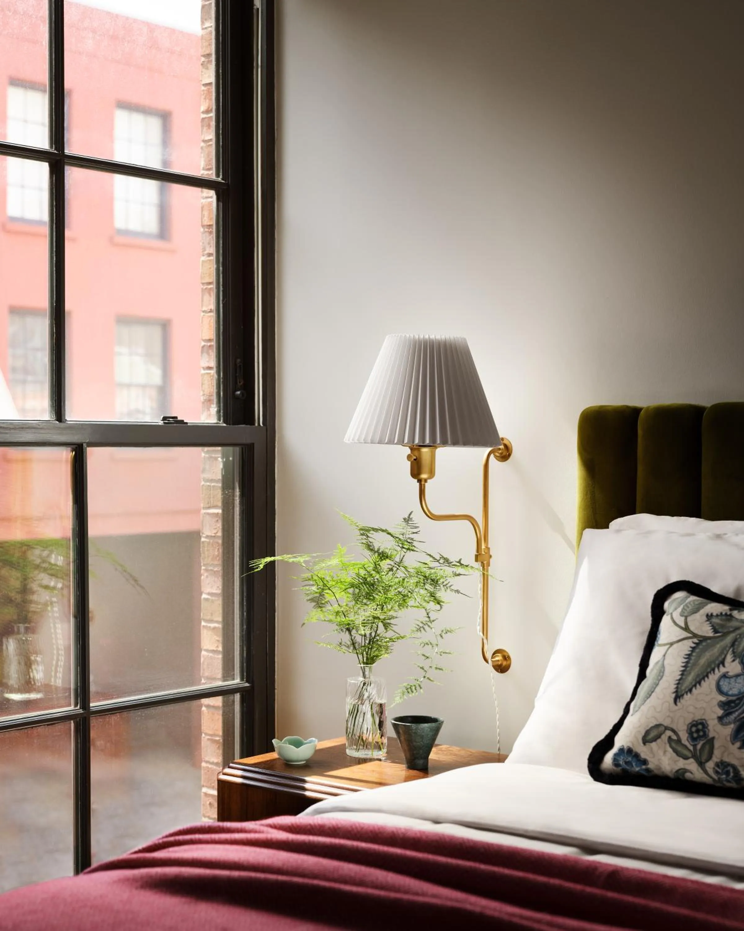 Bed in Memoir Warehouse District