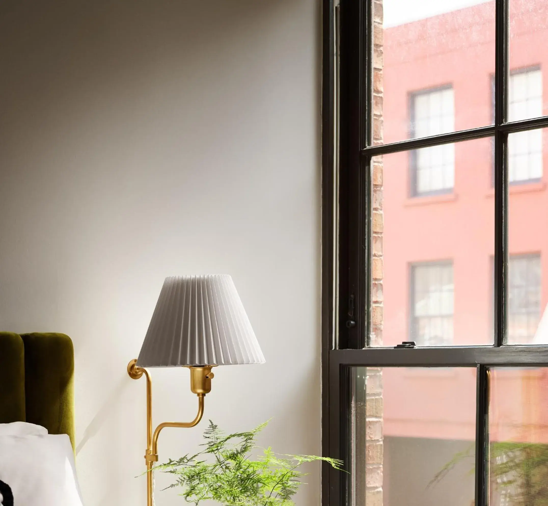 Deluxe Suite in Memoir Warehouse District Deluxe Suite in Memoir Warehouse District