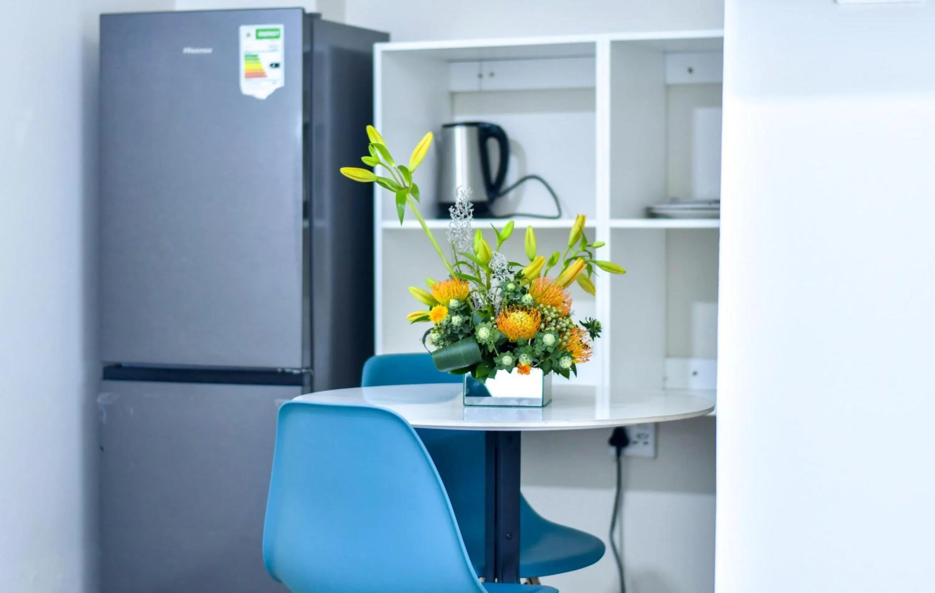 Kitchen or kitchenette in Bayside Hotel Suites