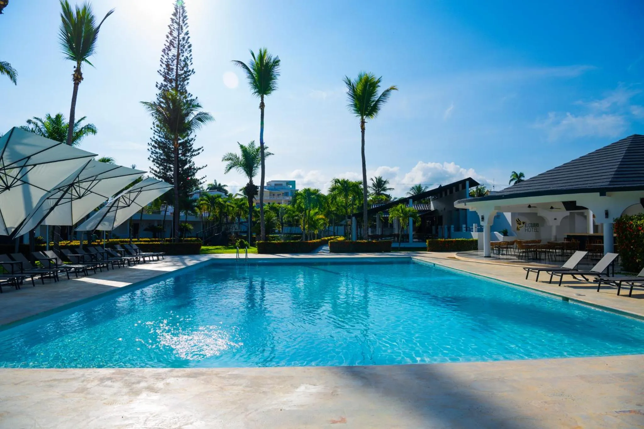 Pool view in El Colibri Hotel