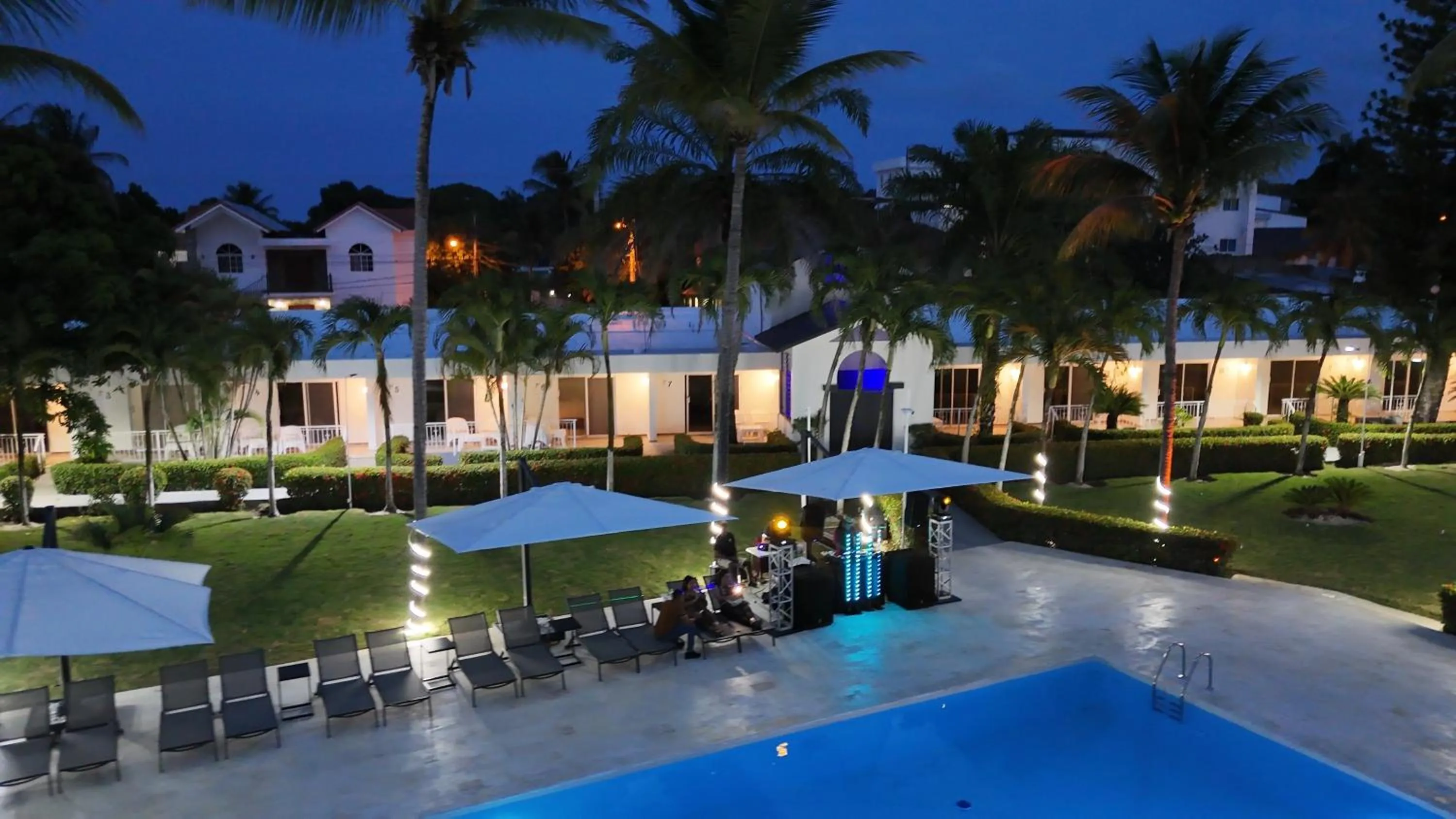 Property building in El Colibri Hotel