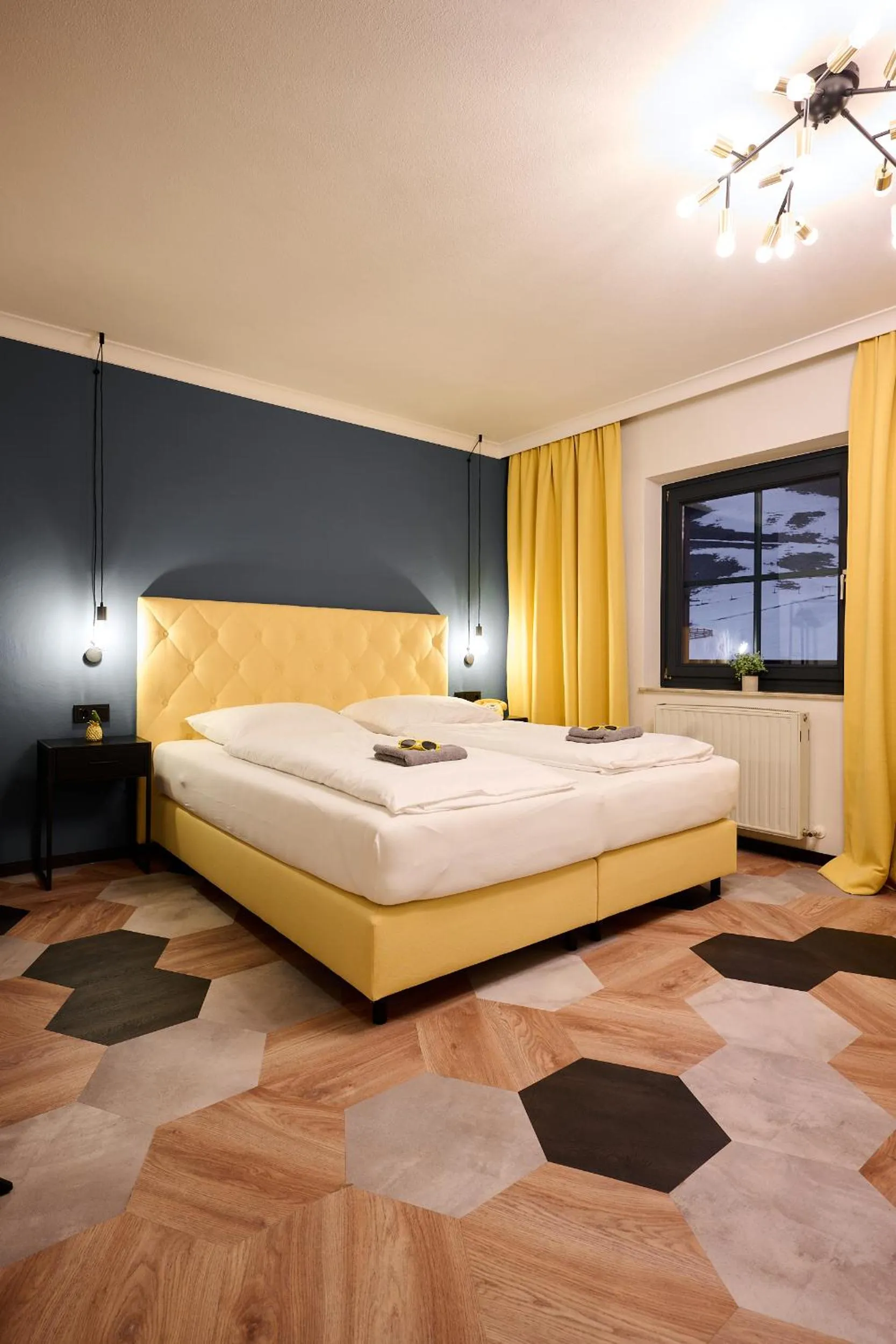 Photo of the whole room, Bed in Stegers Boutique House