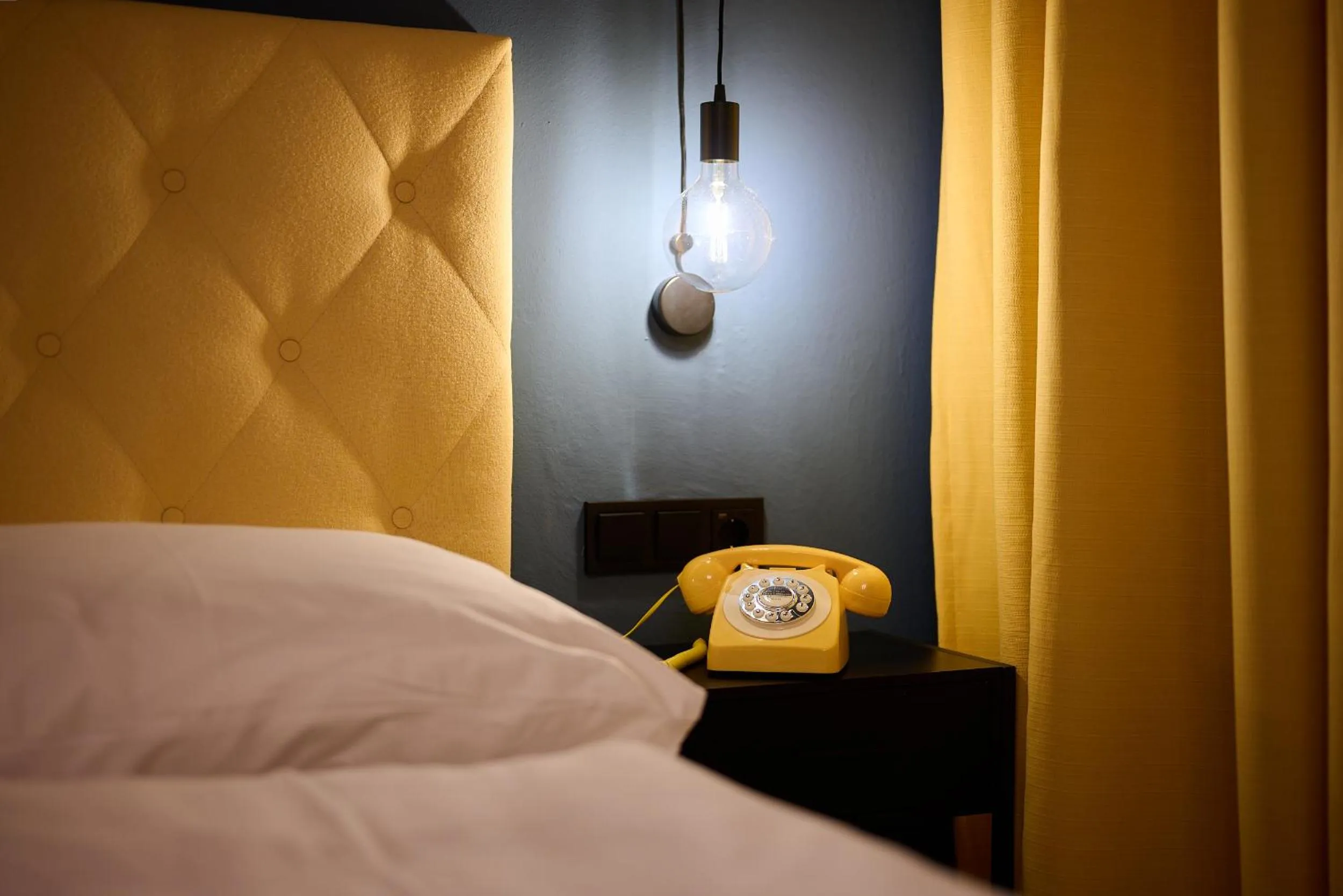 Photo of the whole room, Bed in Boutique House happYellow Saalbach