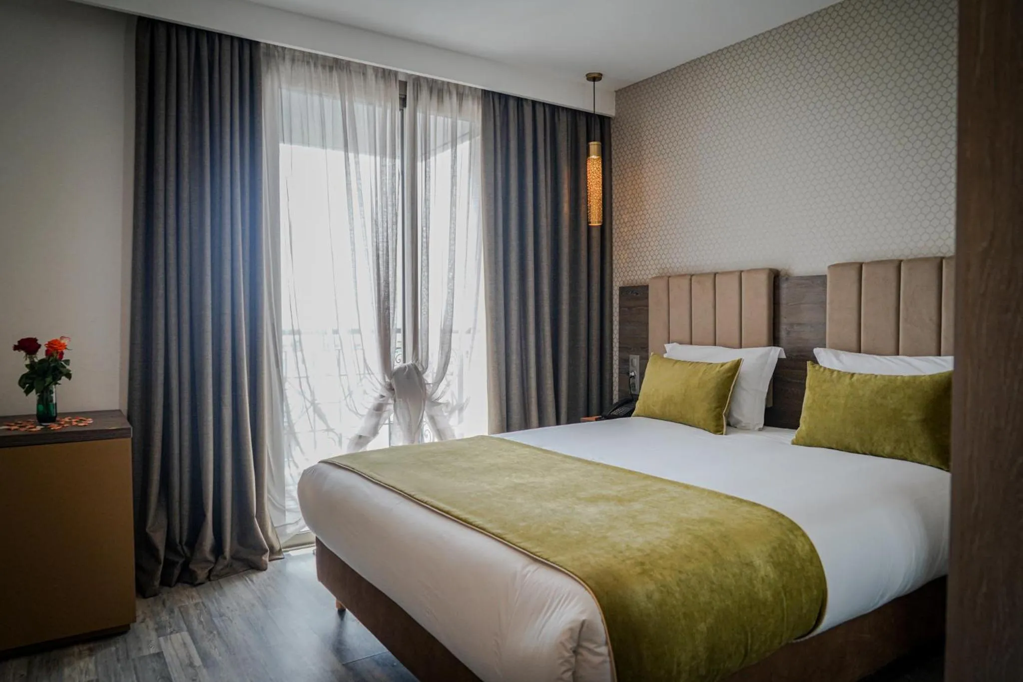 Bed in AZ hôtel des arts