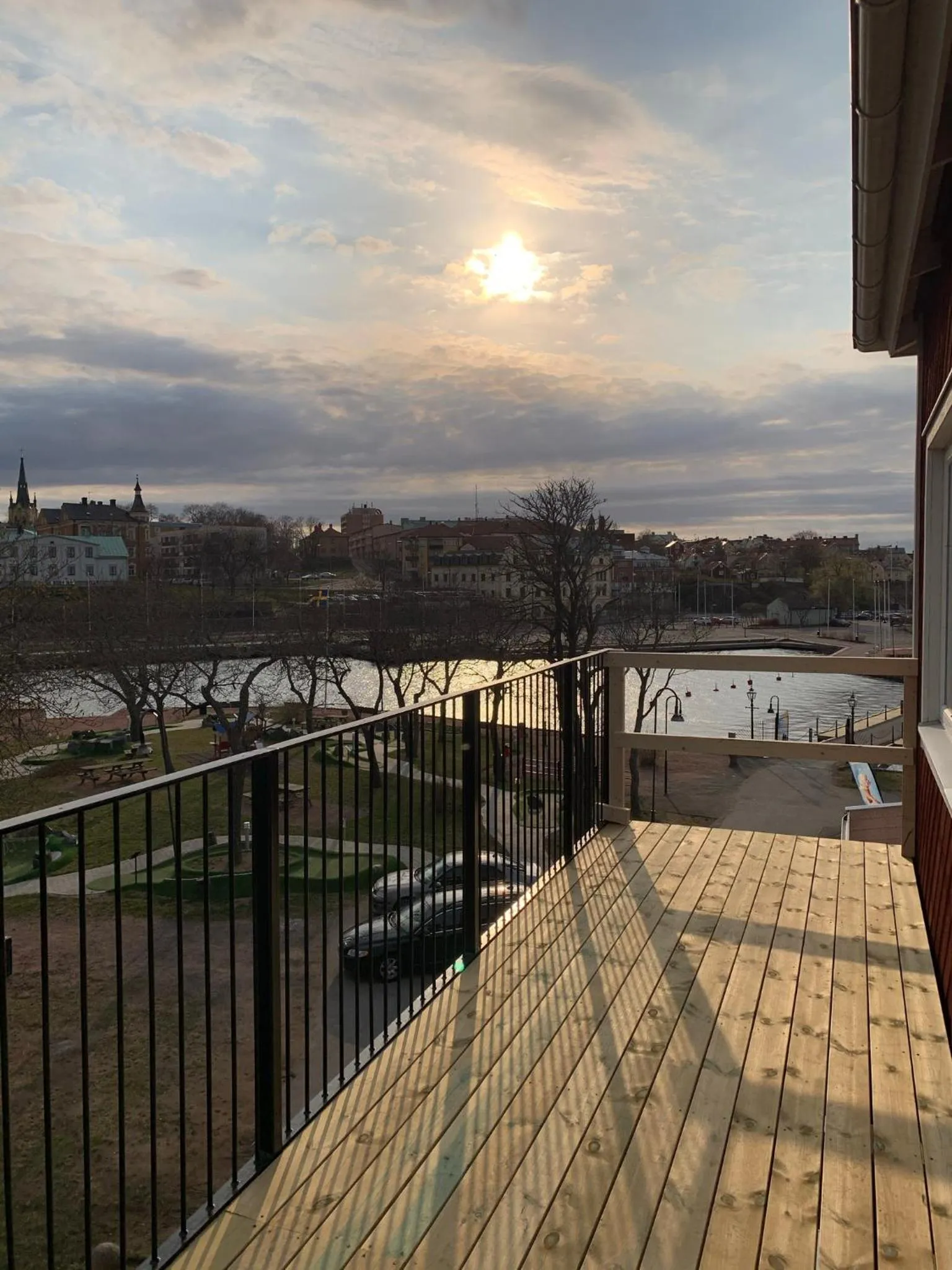 Property building in Badholmen Restaurang & Hotell