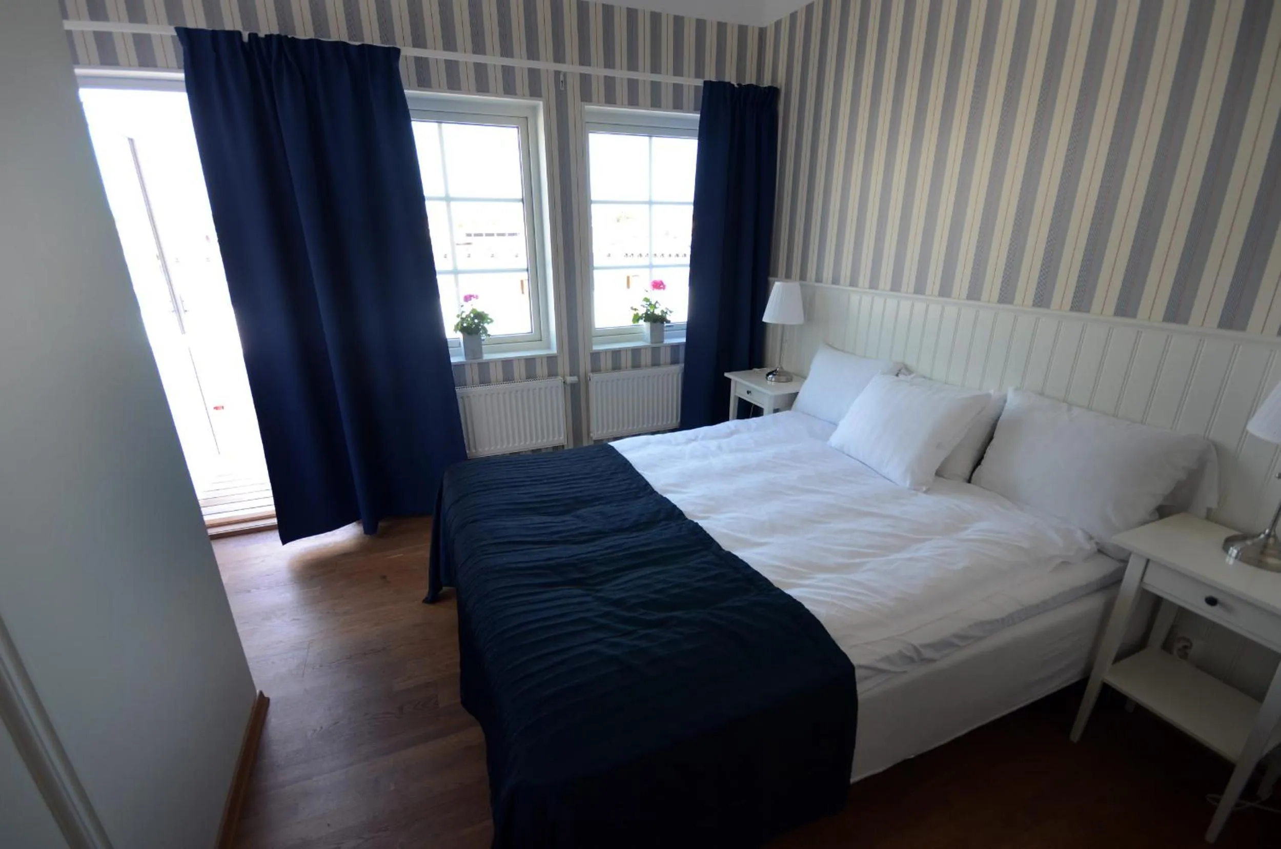 Bed in Badholmen Restaurang & Hotell