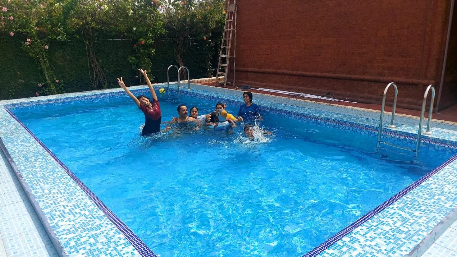 People in Mudra beach villa Gokarna