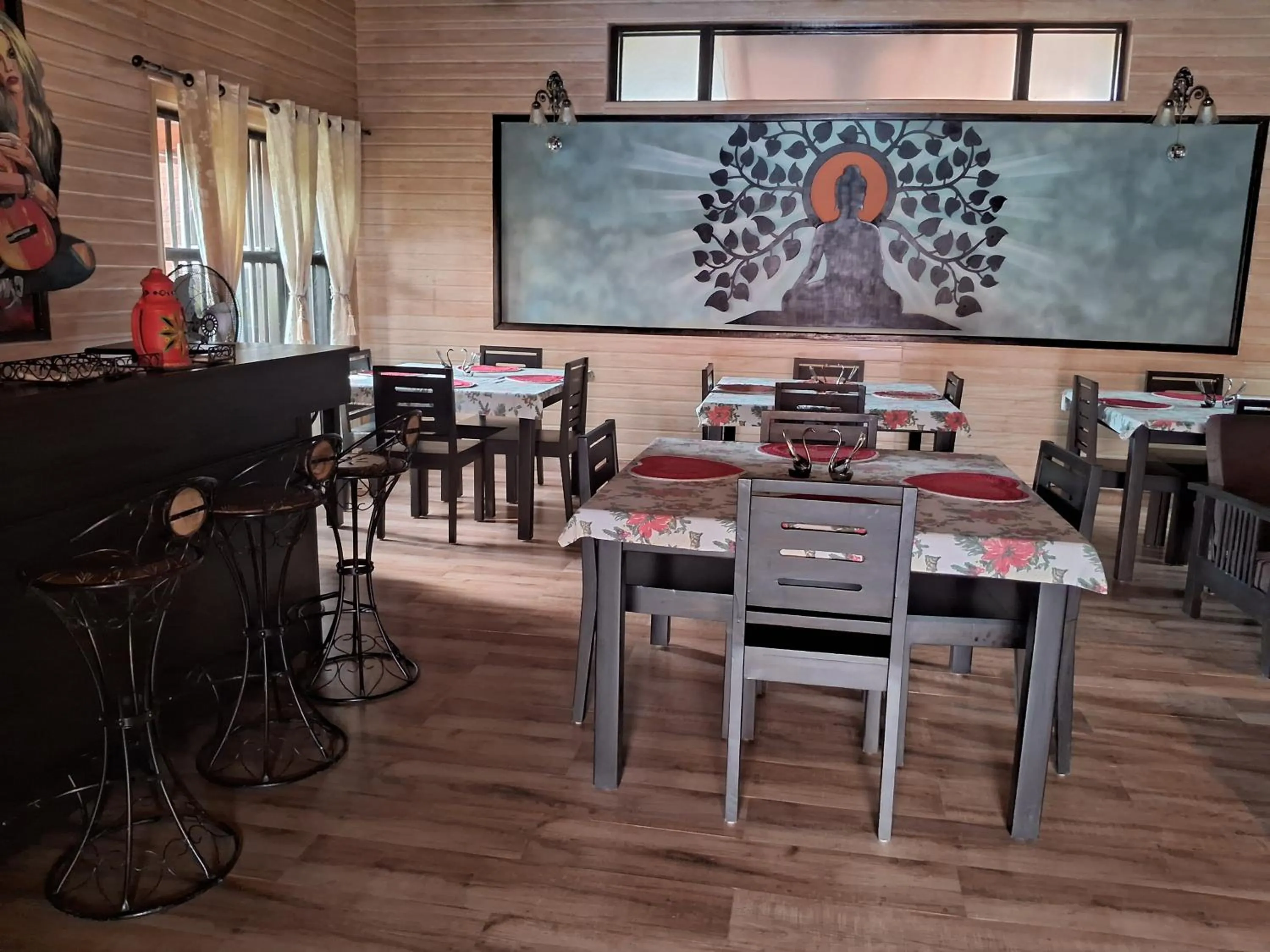 Restaurant/places to eat in Mudra beach villa Gokarna