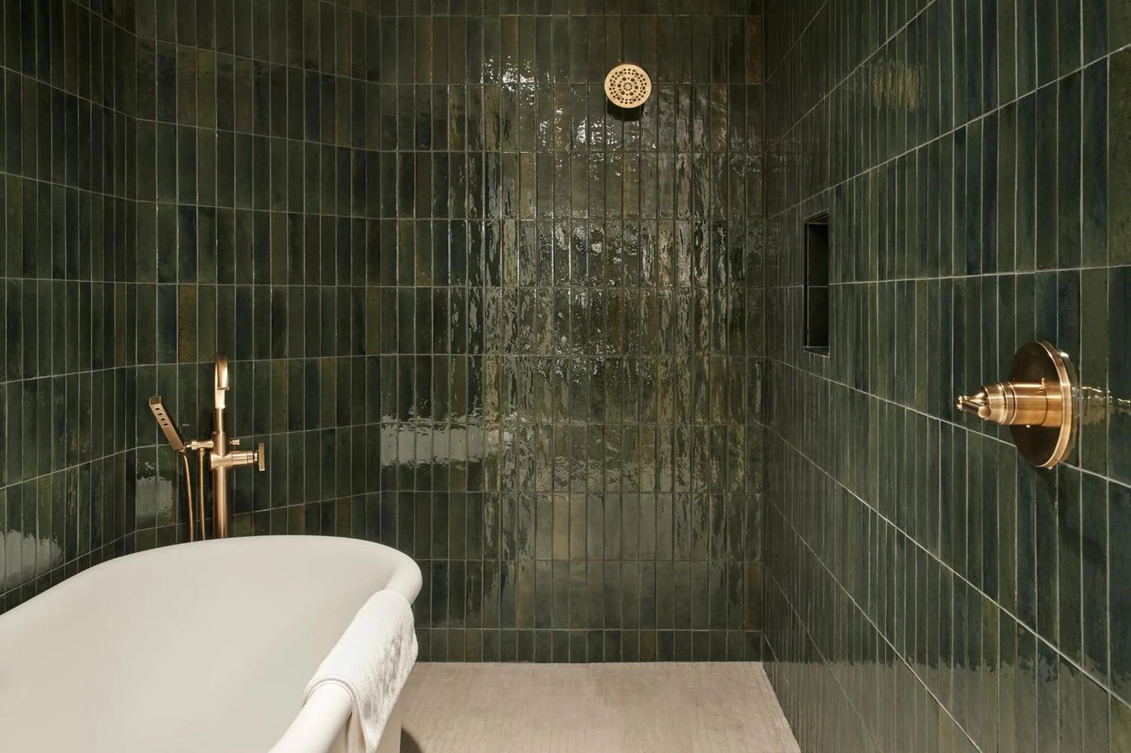 Bath in Hotel Brookmere & Arbor Spa