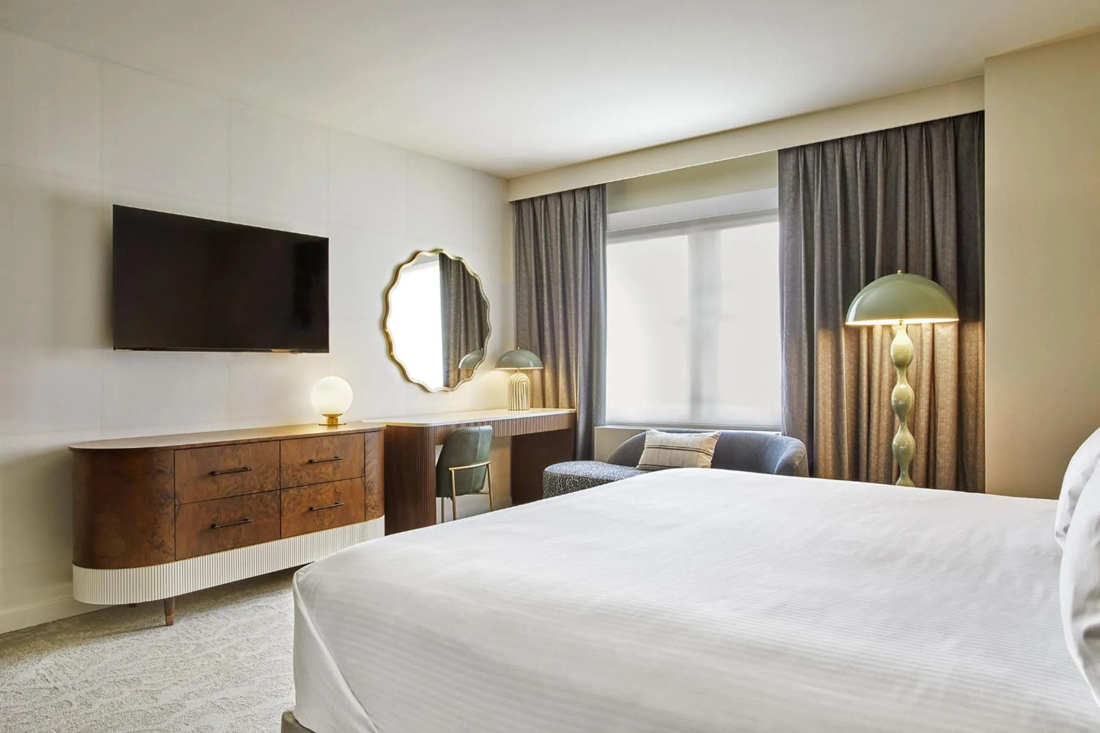 Bedroom in Hotel Brookmere & Arbor Spa