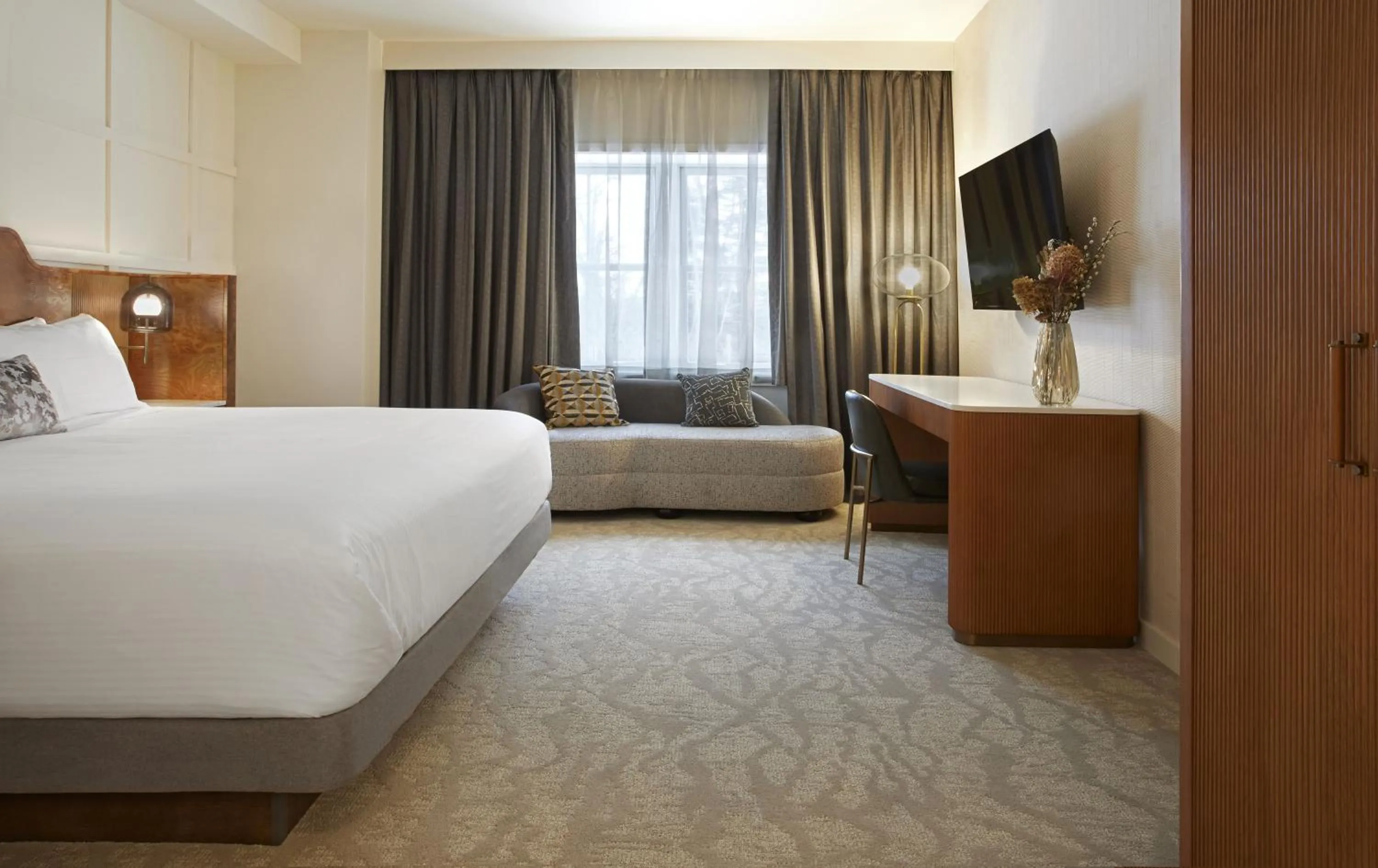 Bedroom in Hotel Brookmere & Arbor Spa