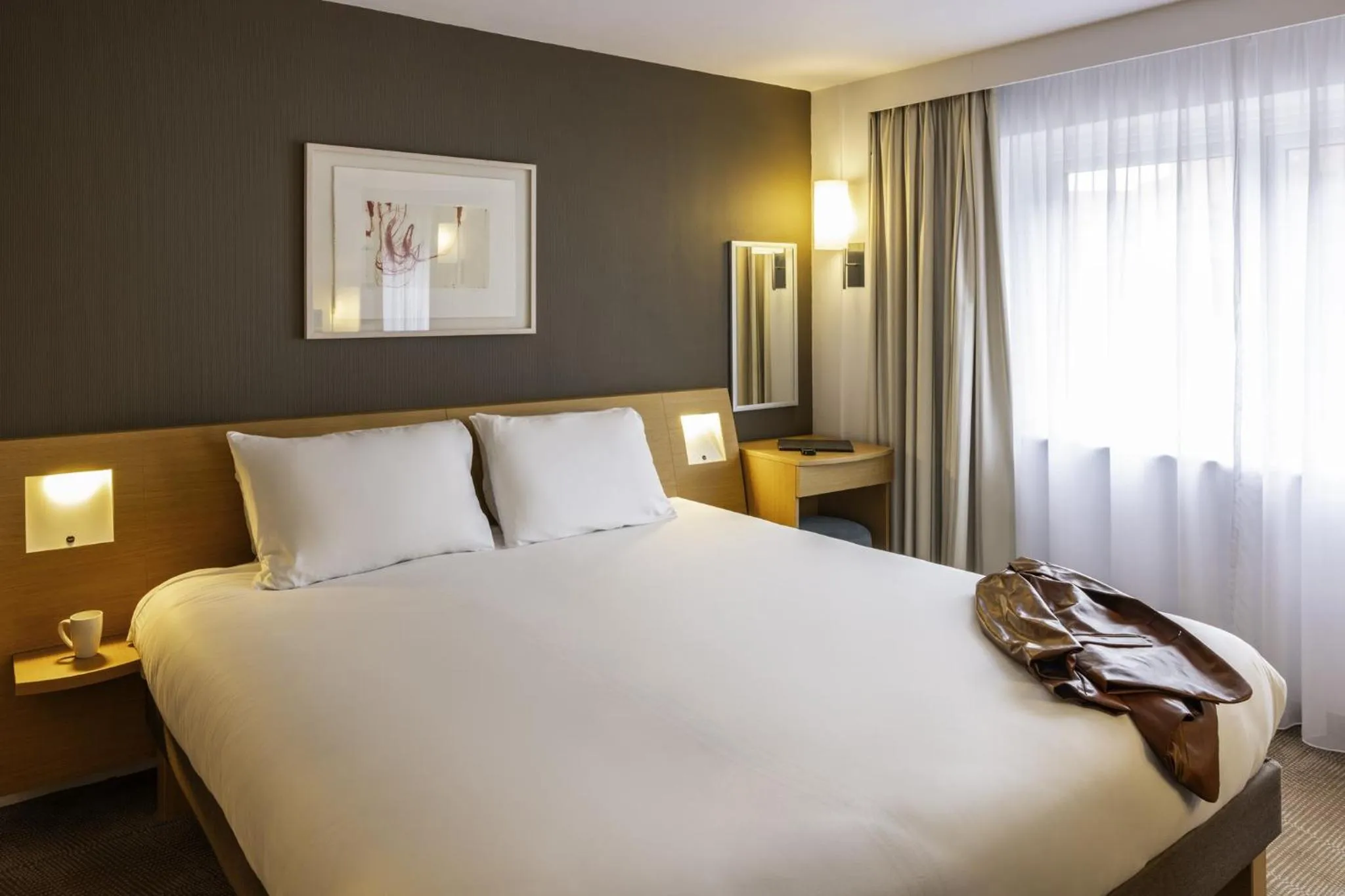 Bedroom, Bed in Novotel Bristol Centre