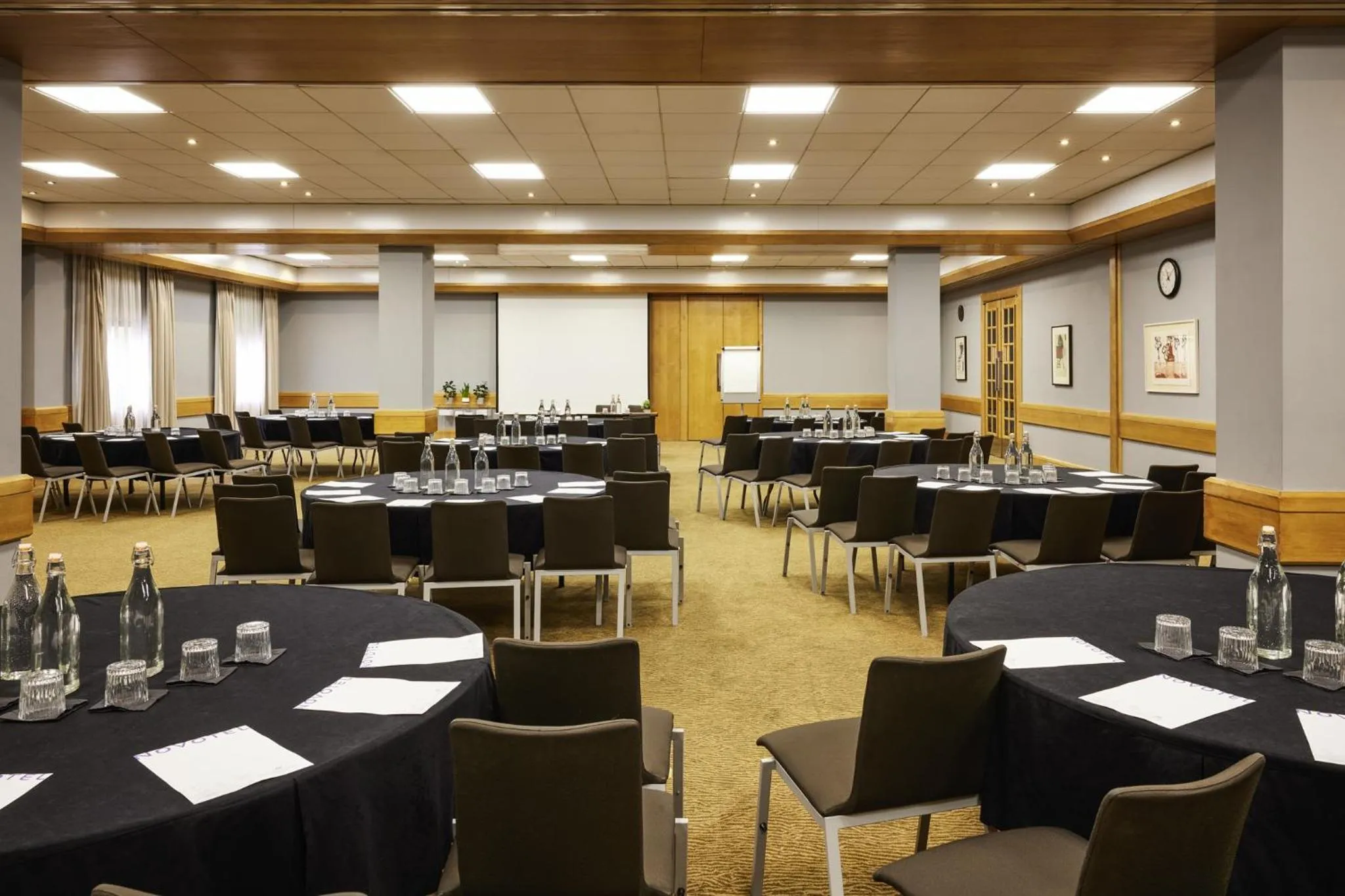 Meeting/conference room in Novotel Bristol Centre