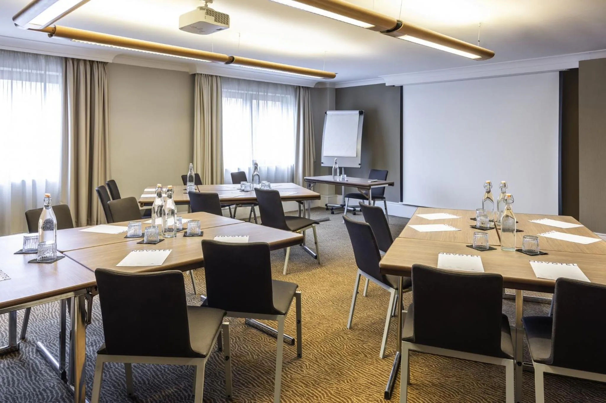 Meeting/conference room in Novotel Bristol Centre