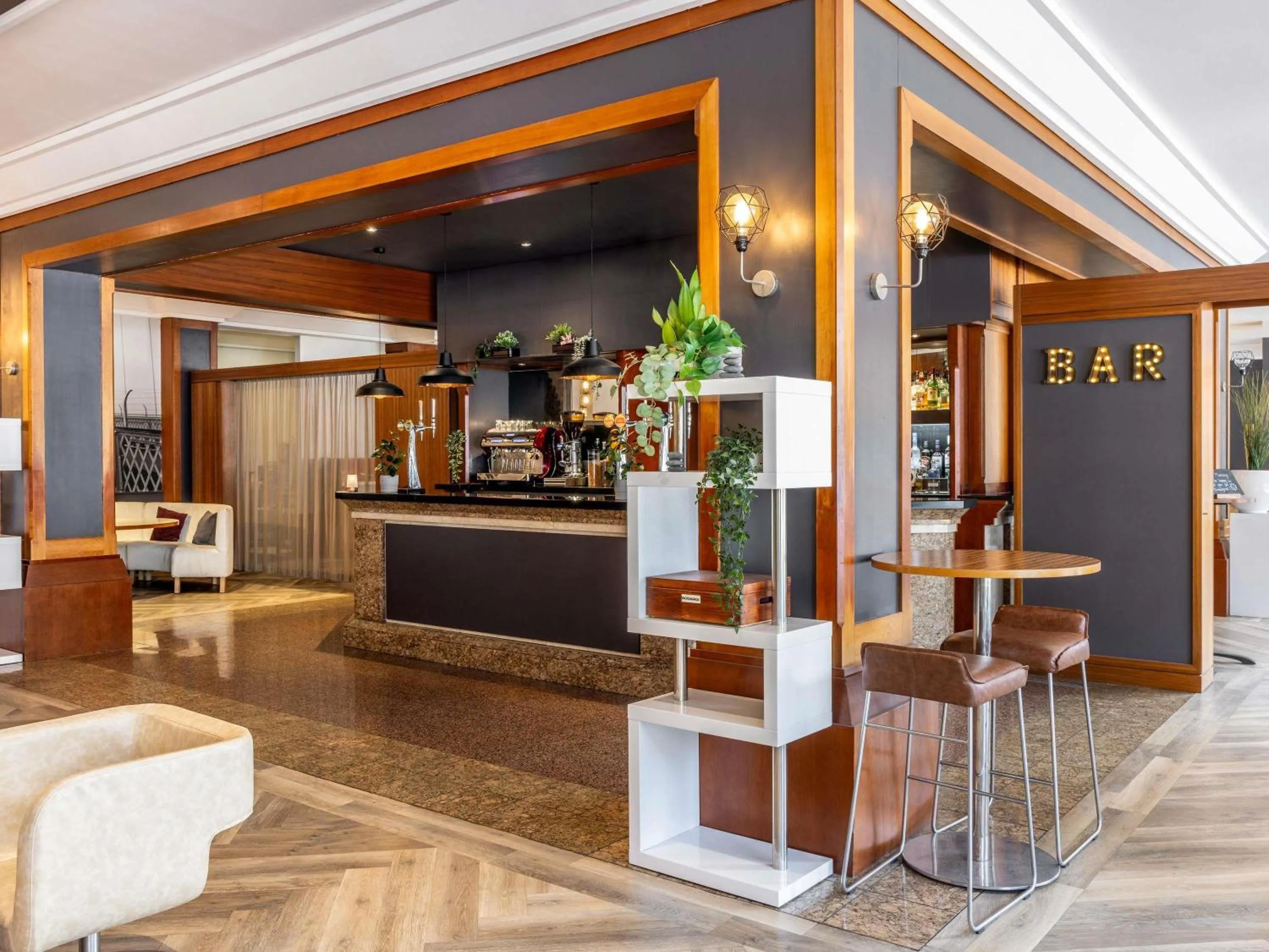 Property building in Novotel Bristol Centre