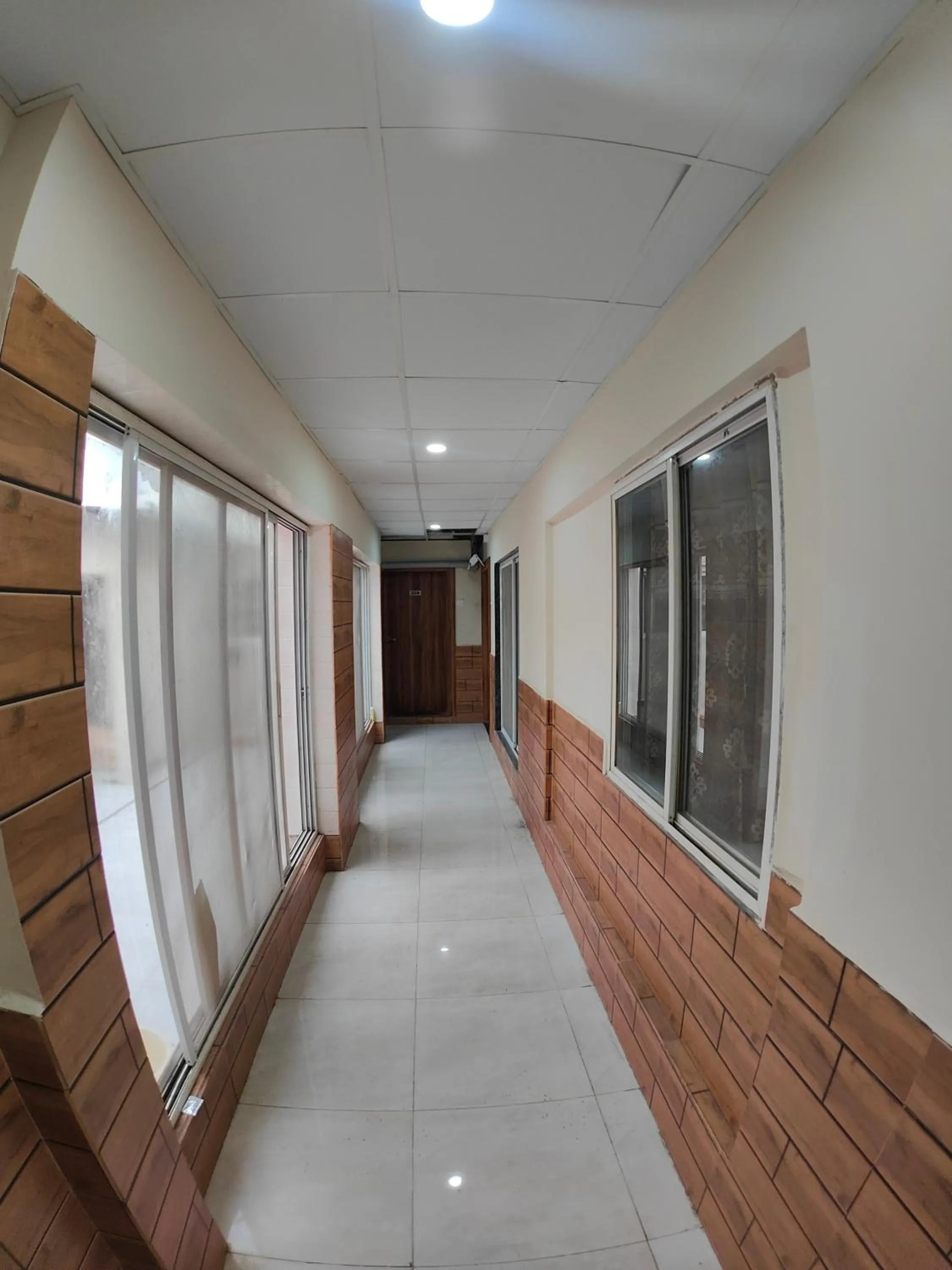 Area and facilities in Hotel Samruddhi Residency