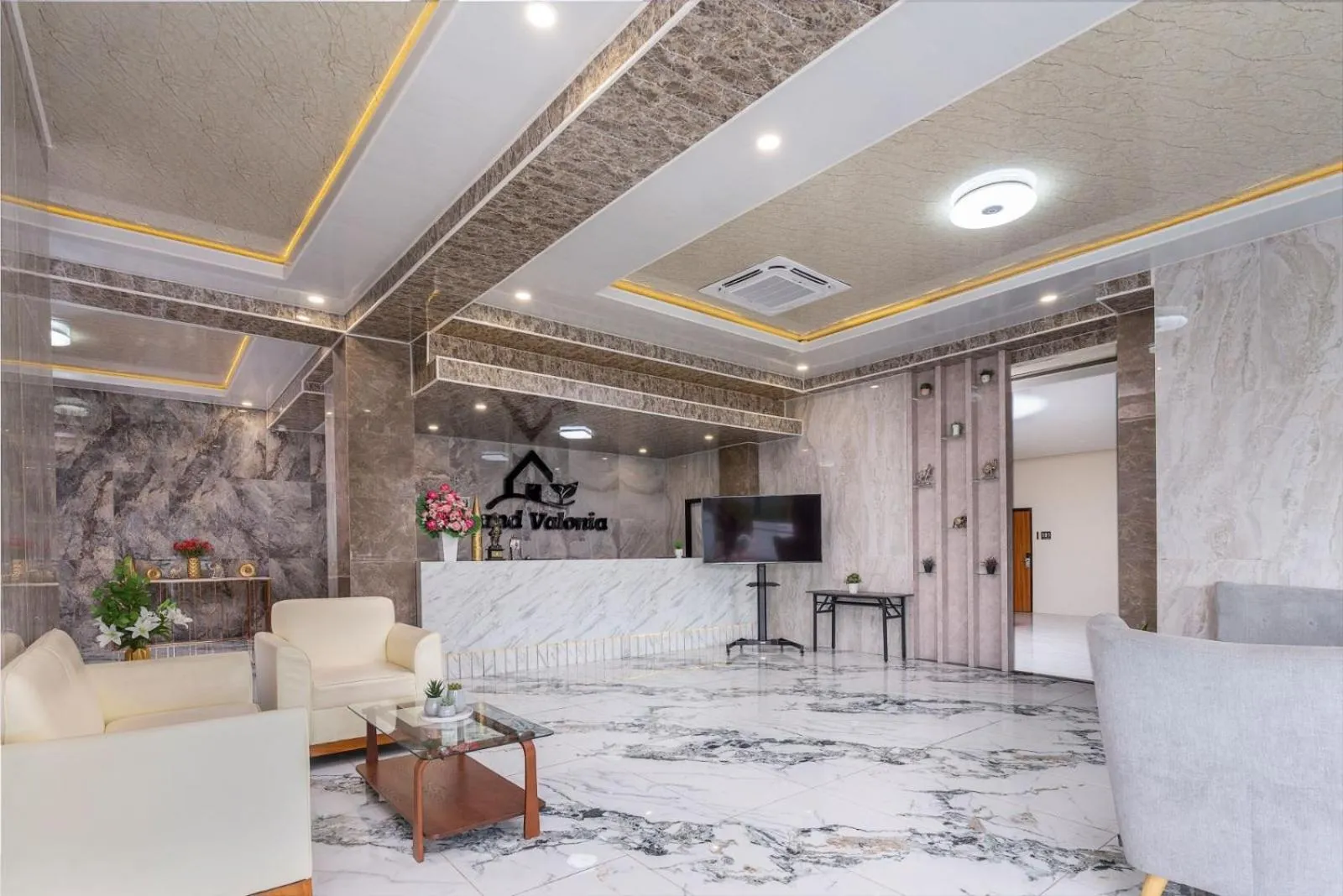 Grand Valonia Hotel Cafe & Park Jember