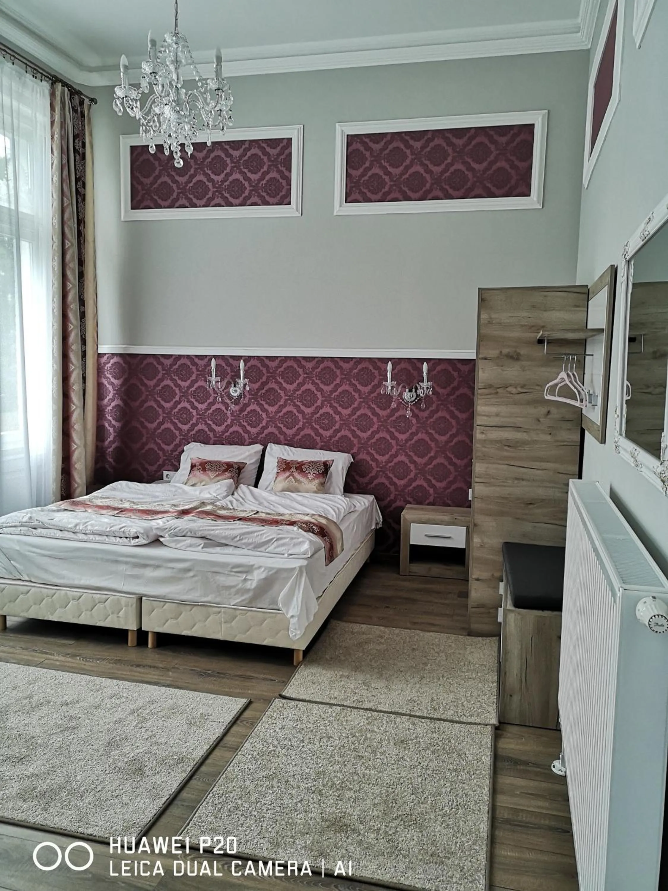 Photo of the whole room, Bed in Kakukk Panzió