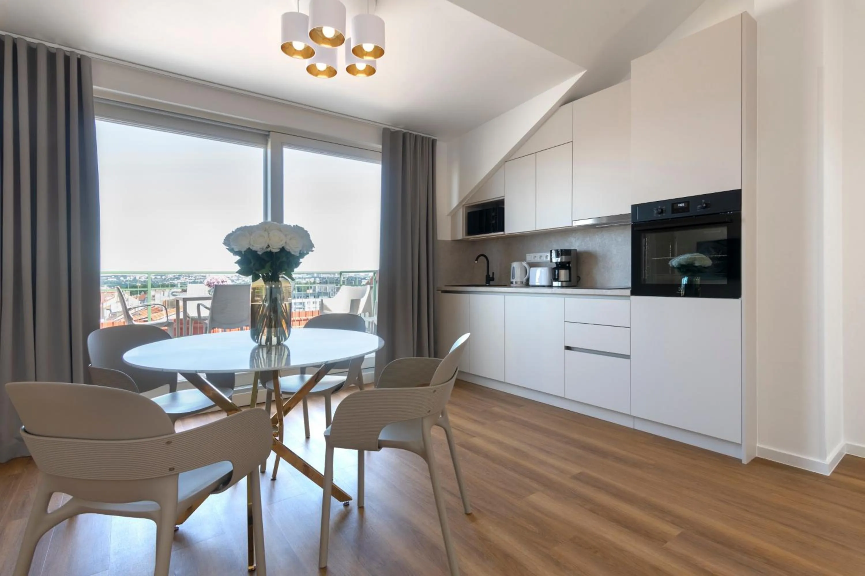 Kitchen or kitchenette in Encore Boutique Residence by Dwellfort