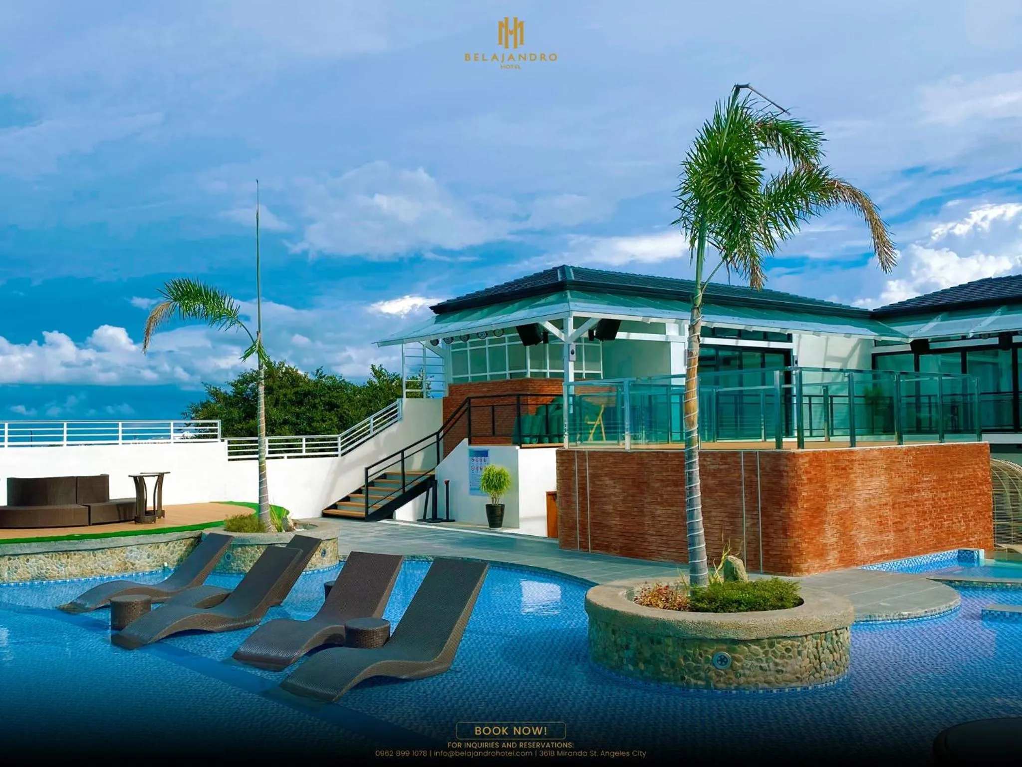 Swimming pool in Belajandro Hotel Angeles City