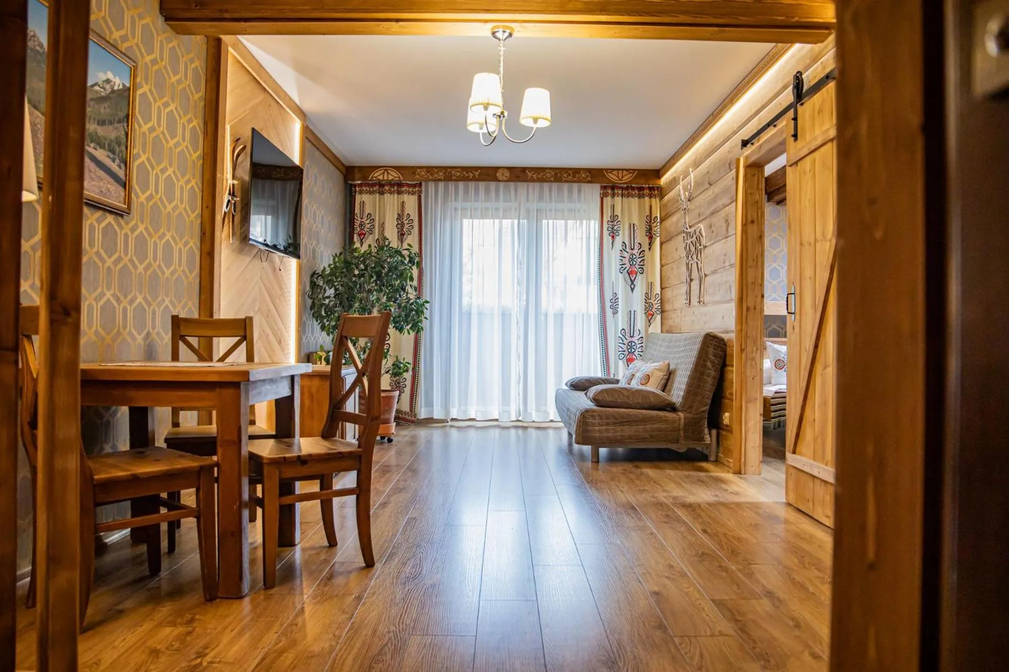 TV and multimedia in Kraina Smaku