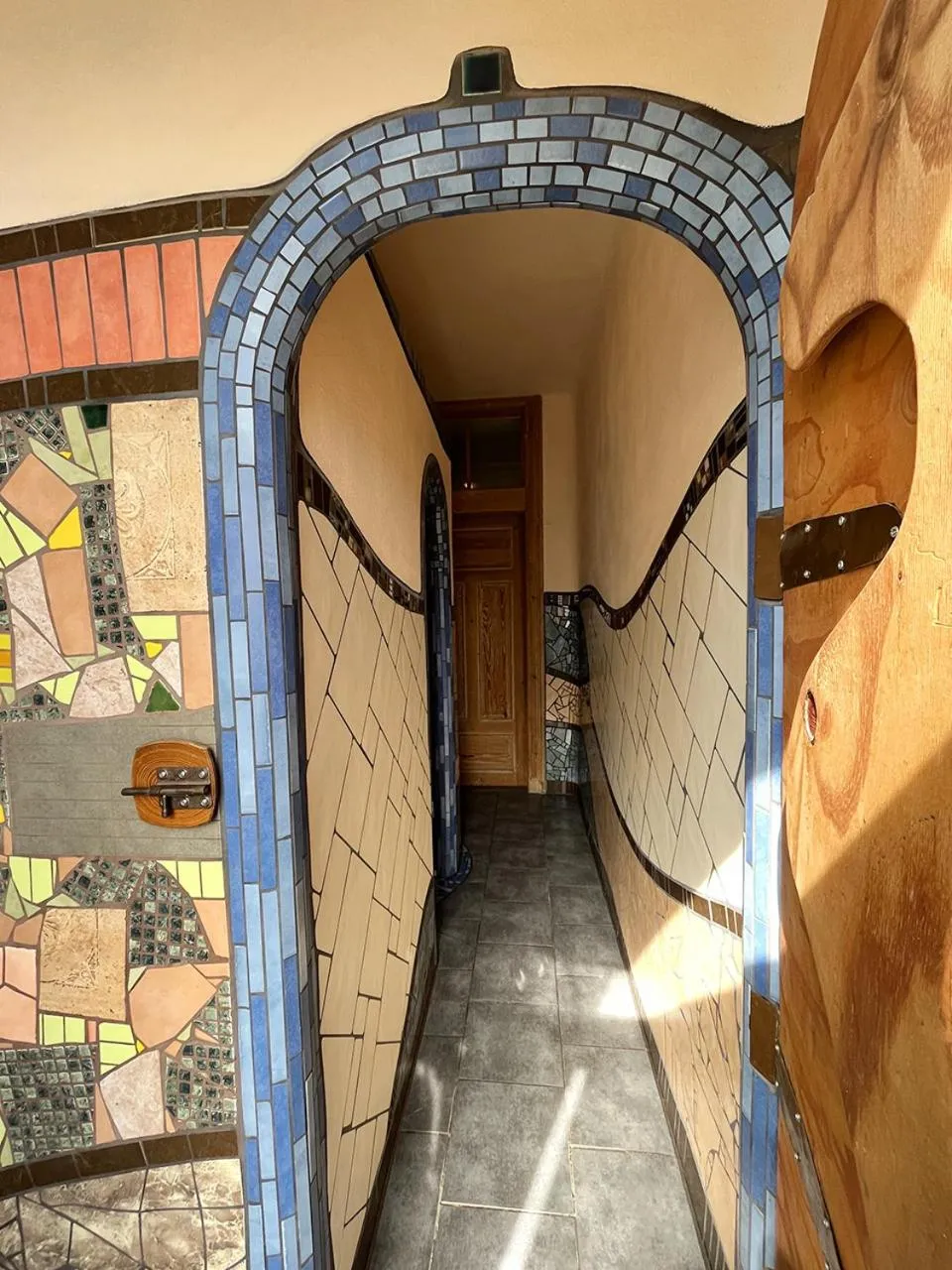 Toilet in Homeplanet Hostel