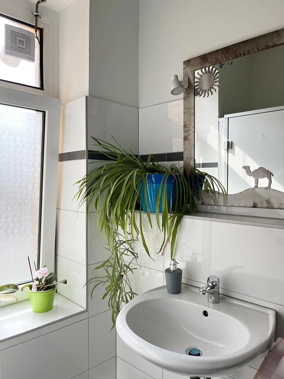 Bathroom in Homeplanet Hostel