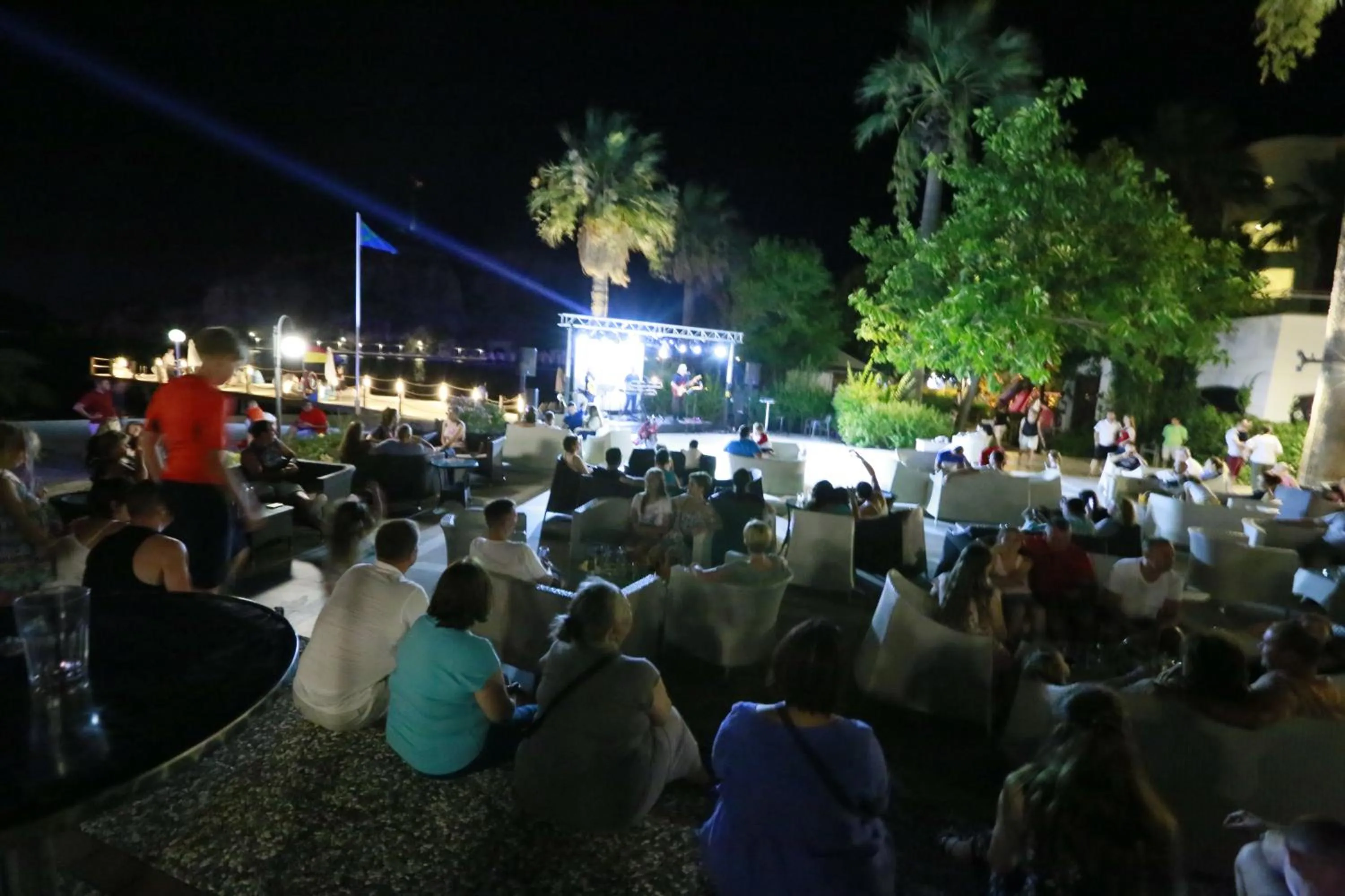 Evening entertainment in Turunc Resort Hotel