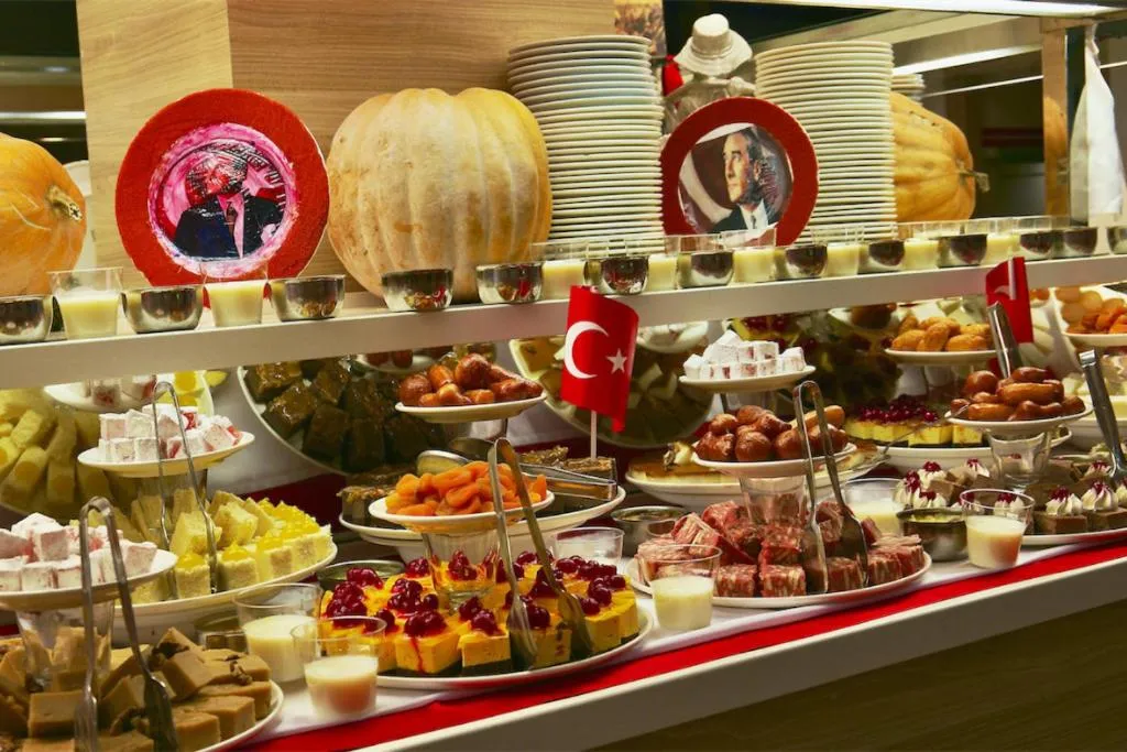 Restaurant/places to eat in Turunc Resort Hotel