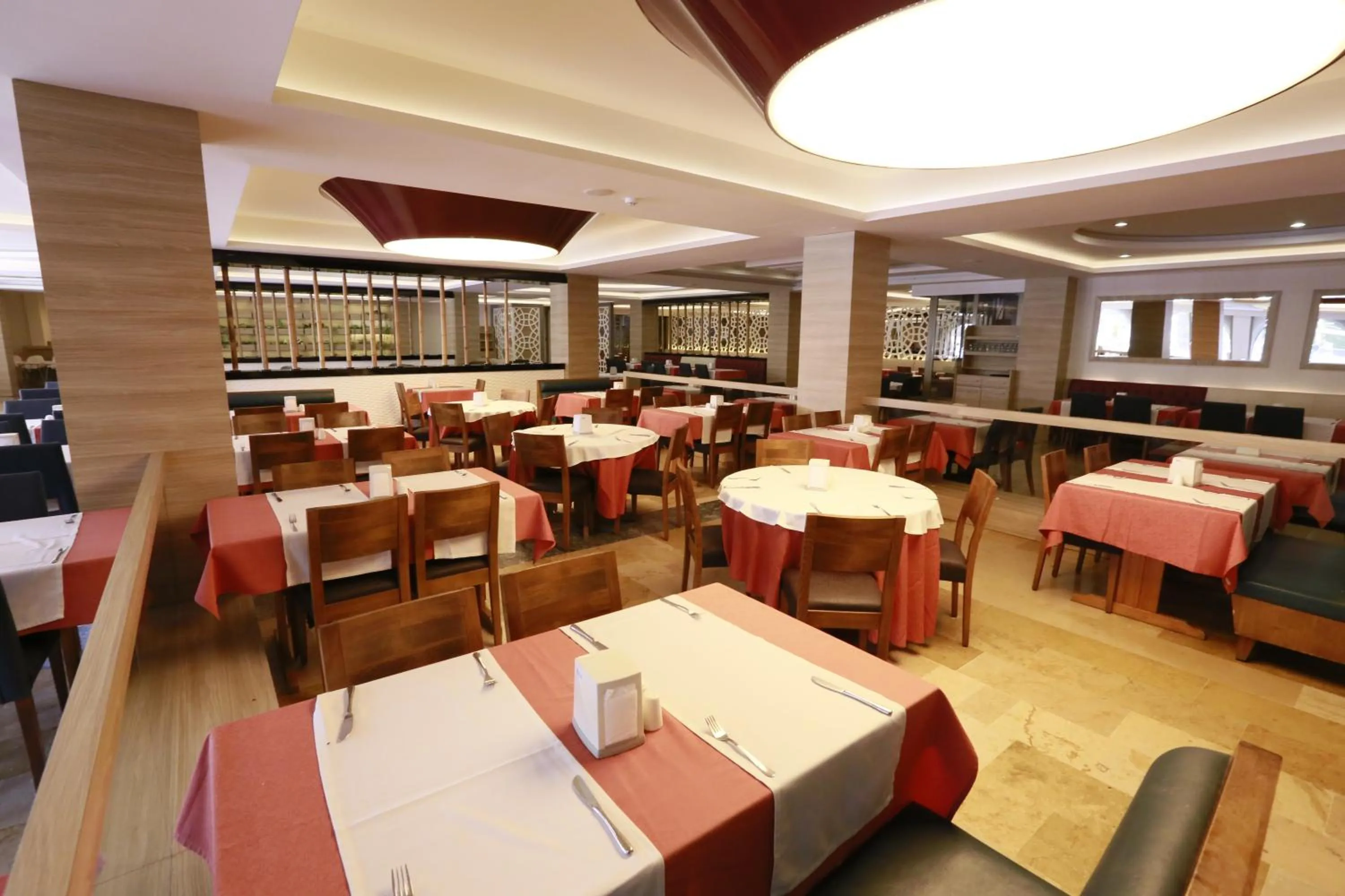 Restaurant/places to eat in Turunc Resort Hotel