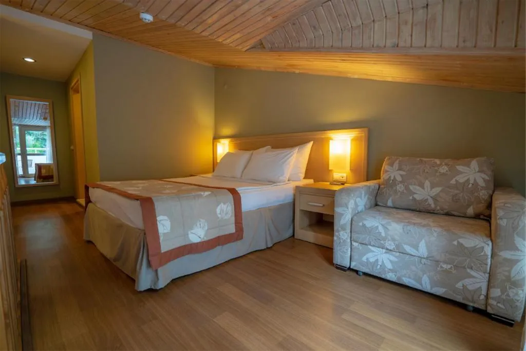 Bedroom in Turunc Resort Hotel