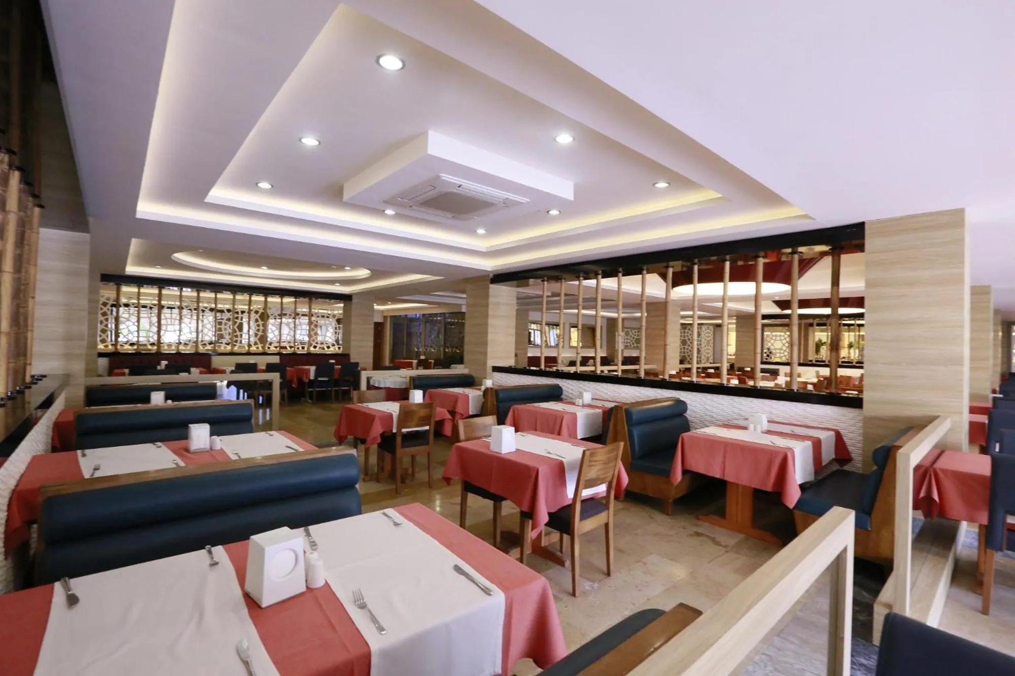 Restaurant/places to eat in Turunc Resort Hotel