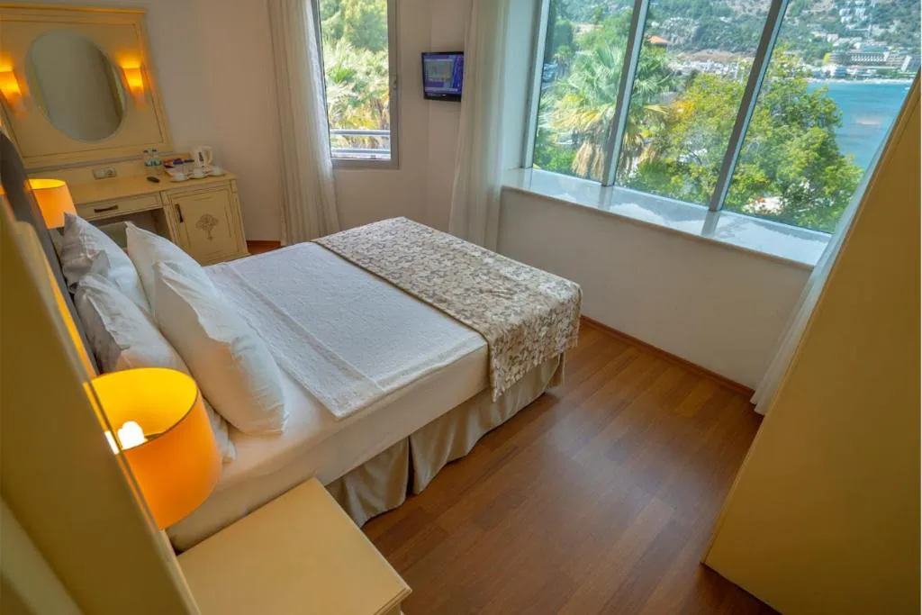 Bedroom in Turunc Resort Hotel