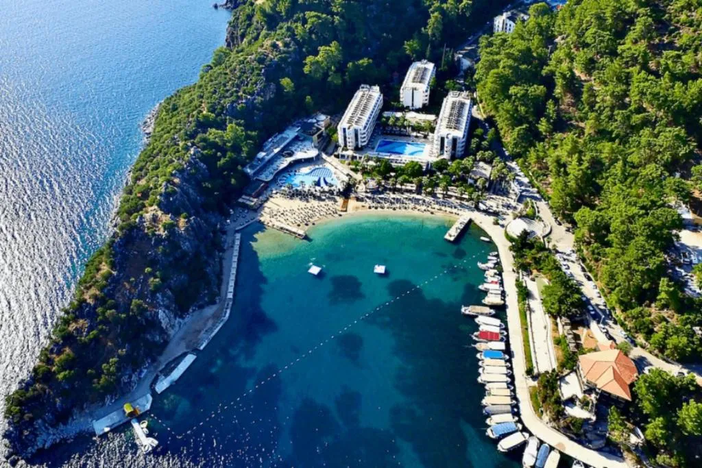 Property building in Turunc Resort Hotel