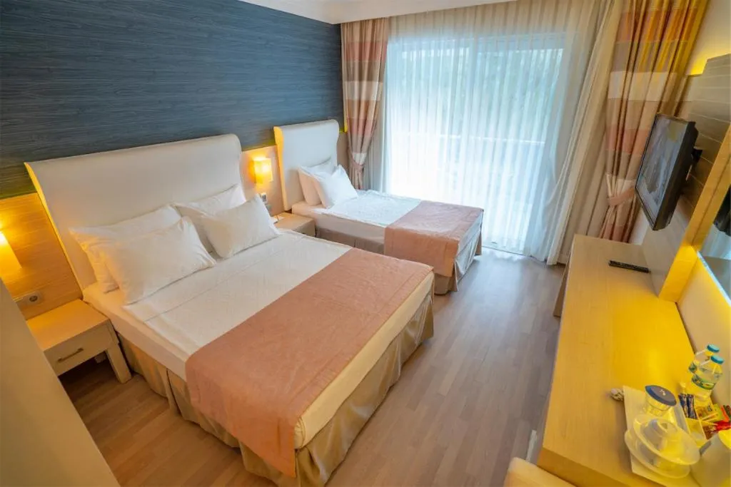 Bedroom in Turunc Resort Hotel