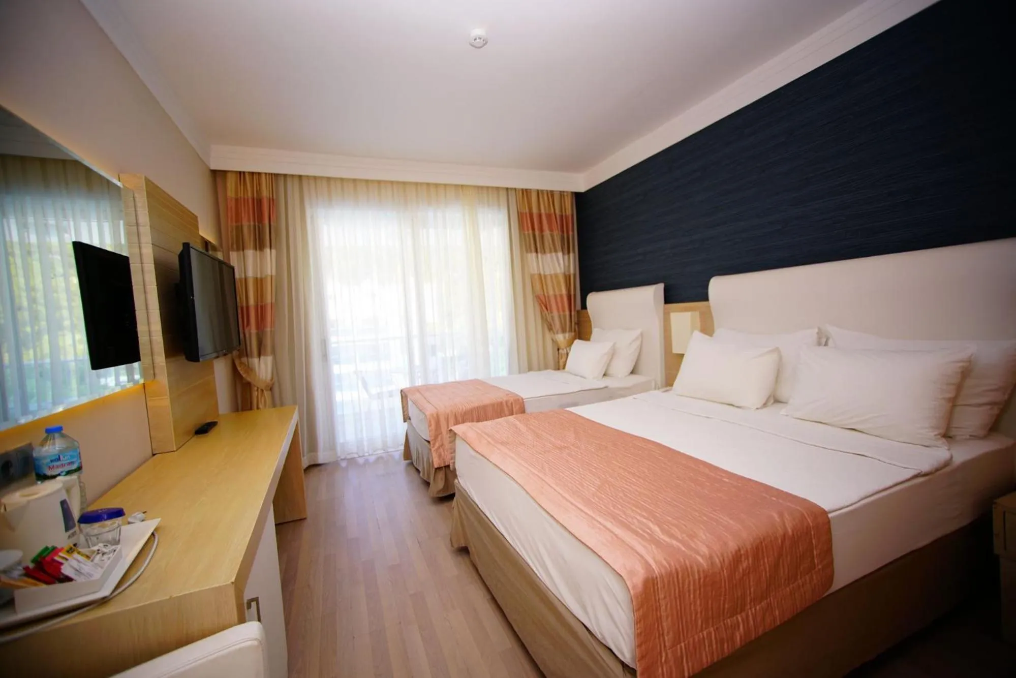 Bedroom in Turunc Resort Hotel