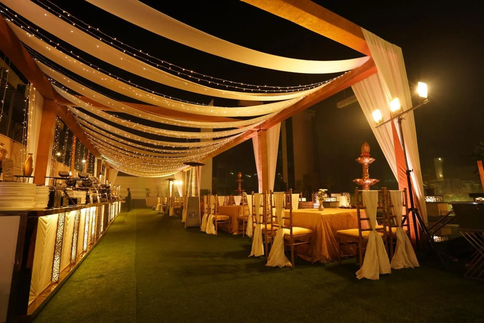 Banquet/Function facilities in Bel-La Monde Hotel NH8 at 6km from IGI Airport Delhi