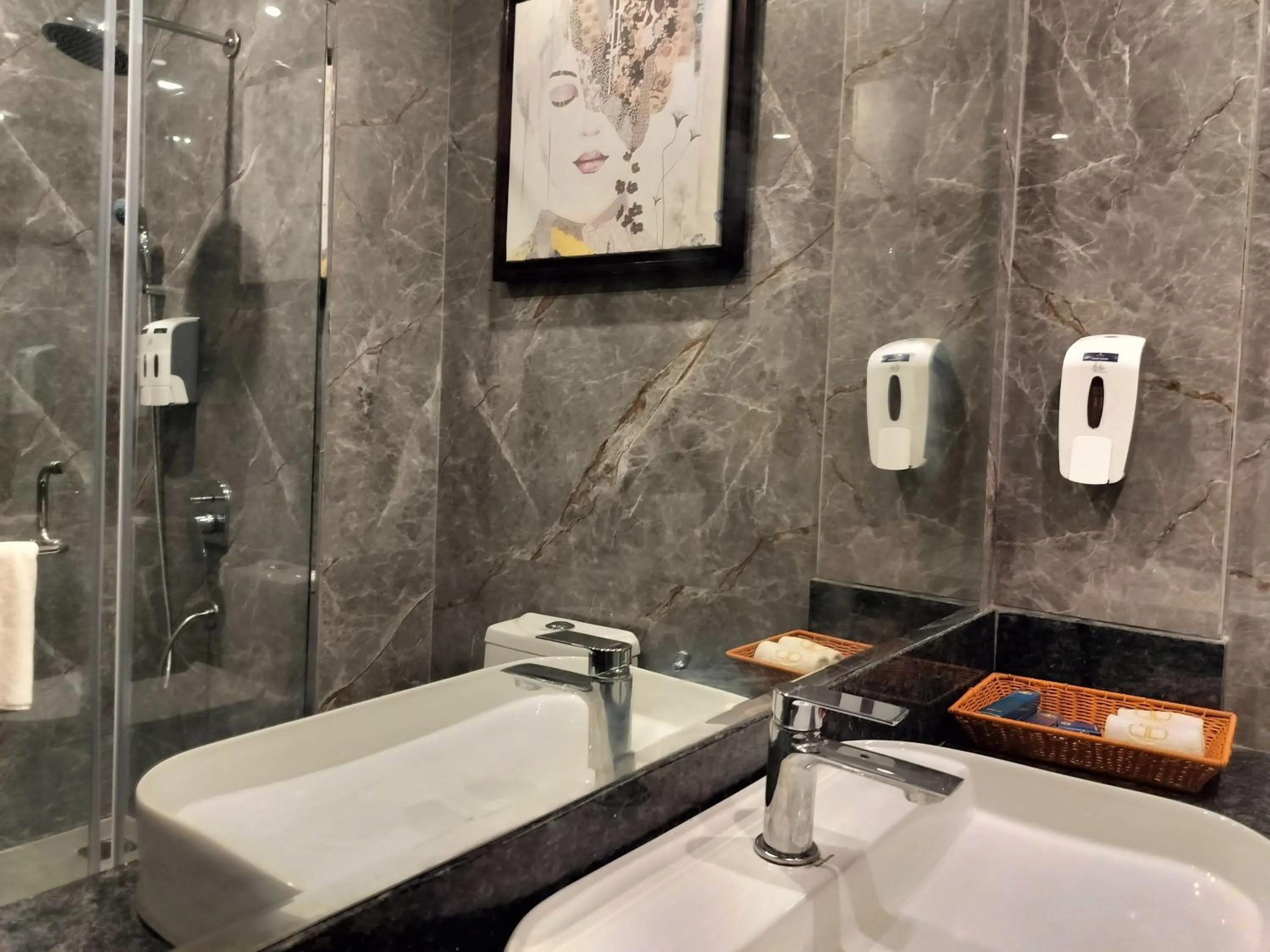 Bathroom in Bel-La Monde Hotel NH8 at 6km from IGI Airport Delhi