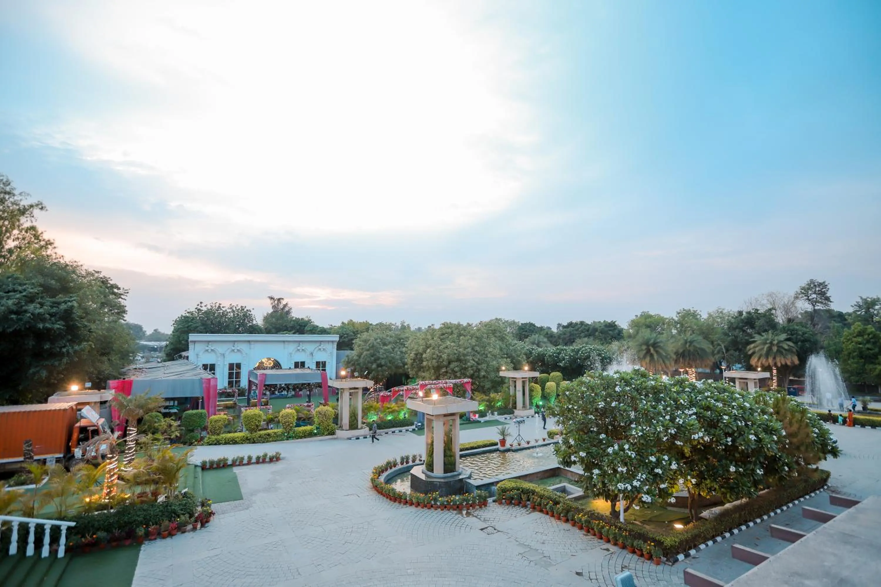 Property building in Bel-La Monde Hotel NH8 at 6km from IGI Airport Delhi