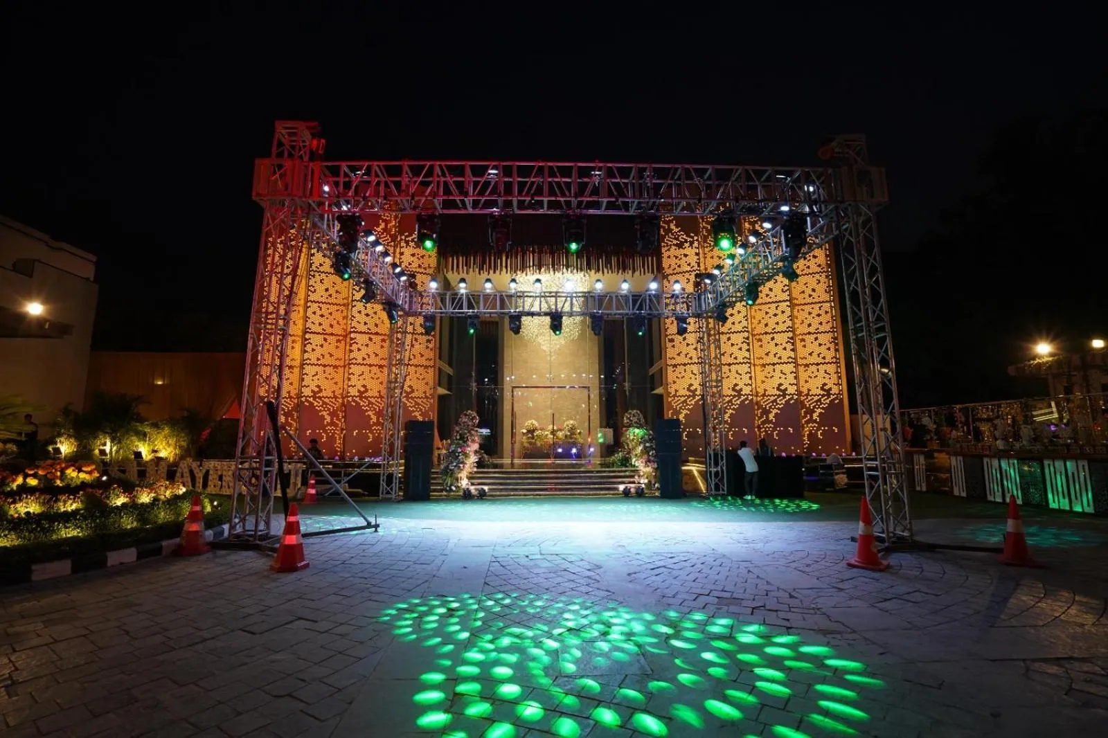 Banquet/Function facilities in Bel-La Monde Hotel NH8 at 6km from IGI Airport Delhi