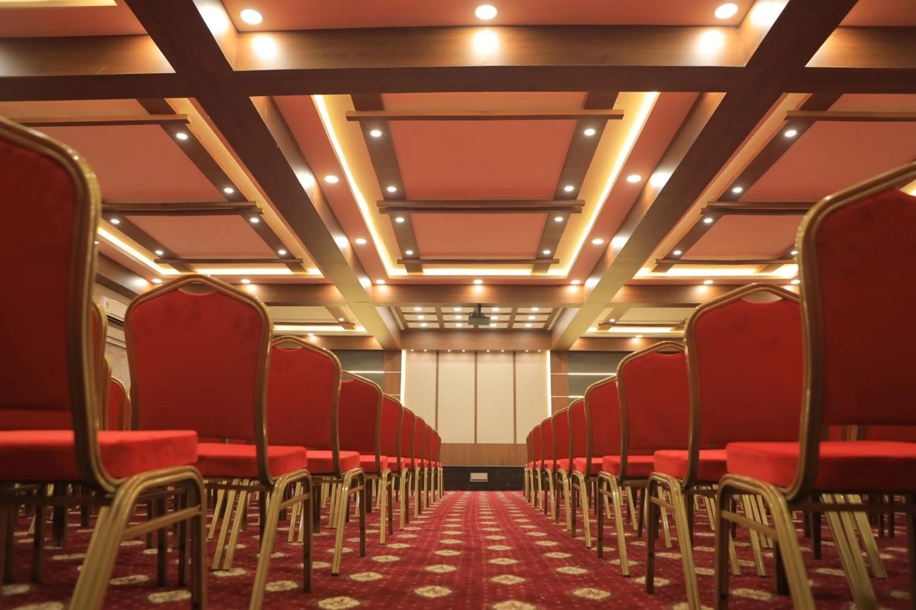 Business facilities in KANS ONE - Hotel & Banquets
