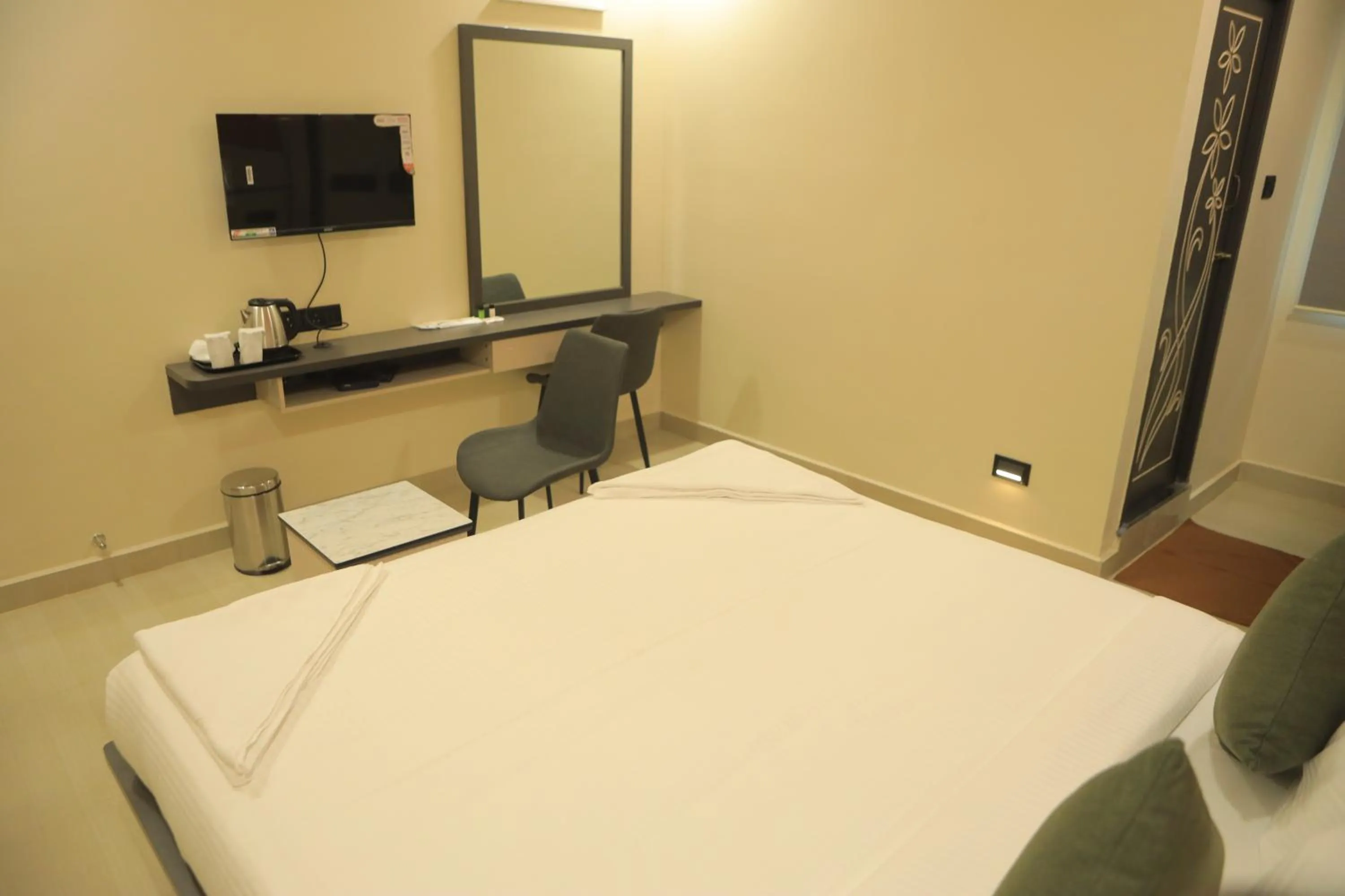 TV and multimedia in KANS ONE - Hotel & Banquets