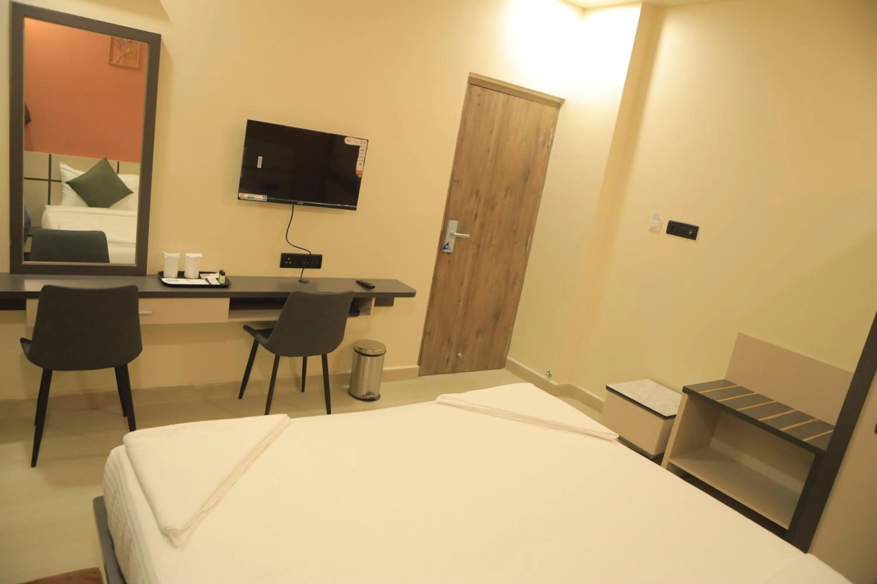 TV and multimedia in KANS ONE - Hotel & Banquets