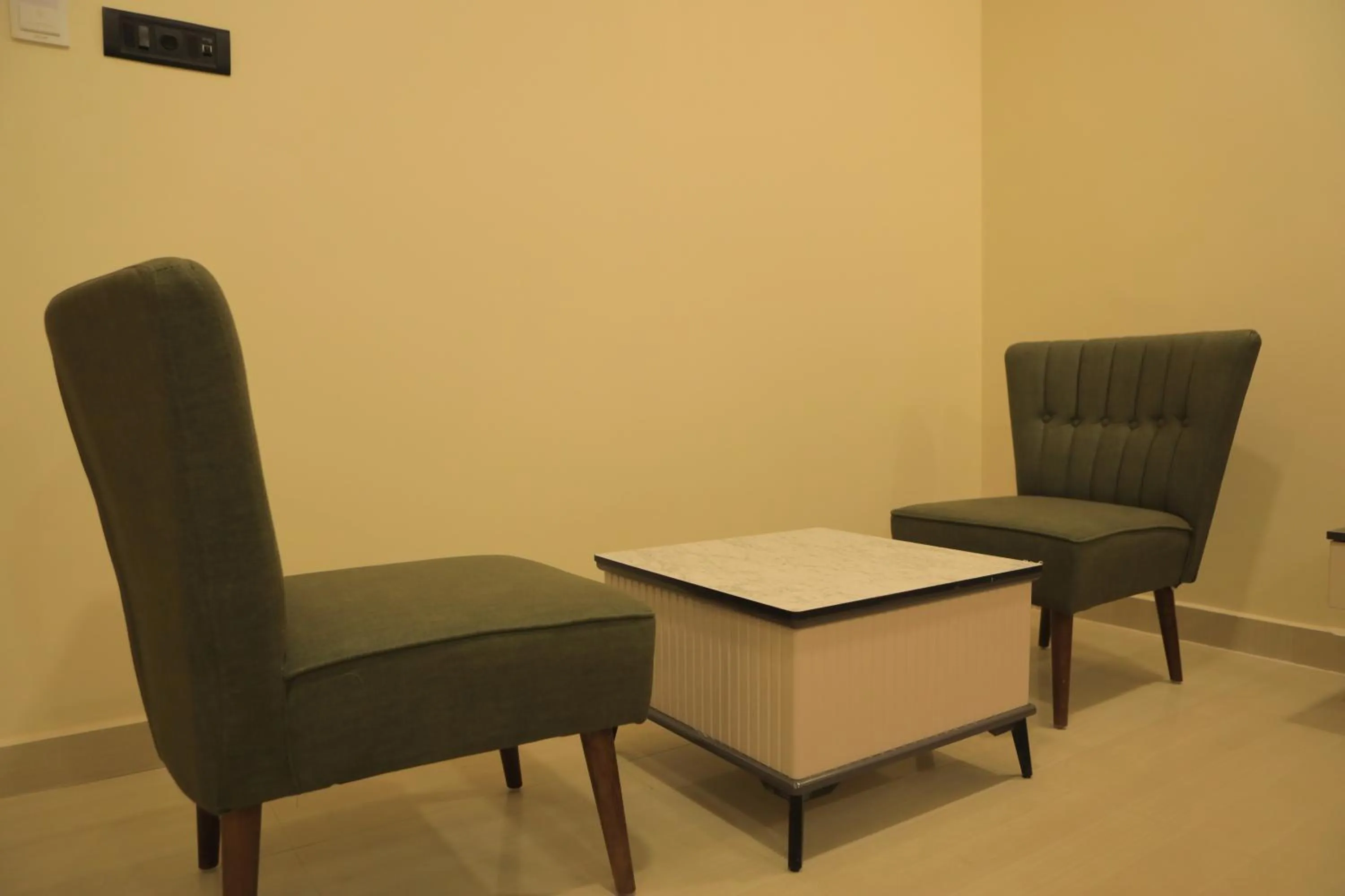 Seating area in KANS ONE - Hotel & Banquets