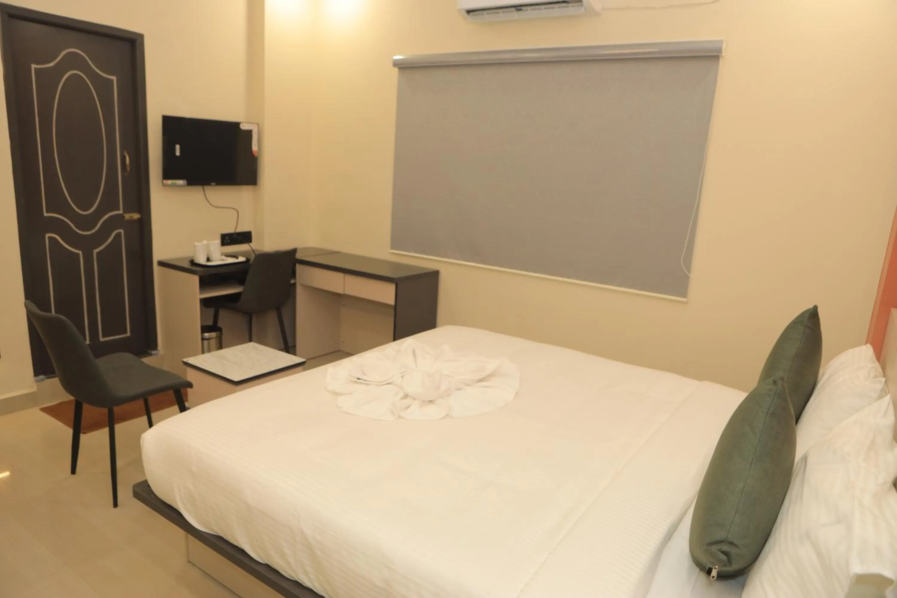 TV and multimedia in KANS ONE - Hotel & Banquets