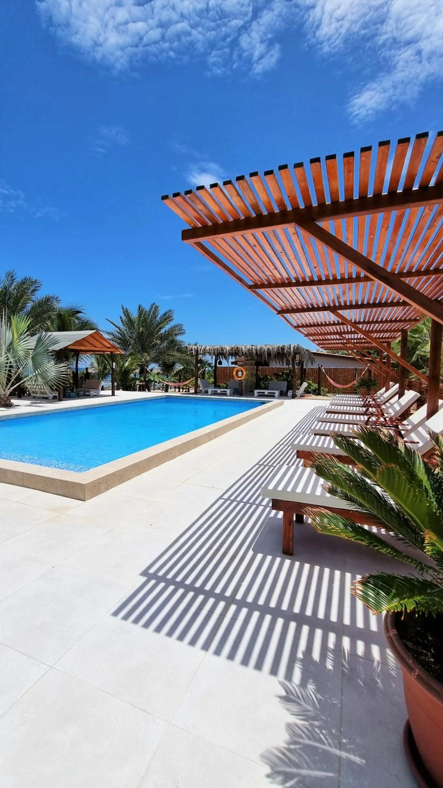 Swimming pool in Hotel Punta del Norte Bungalows