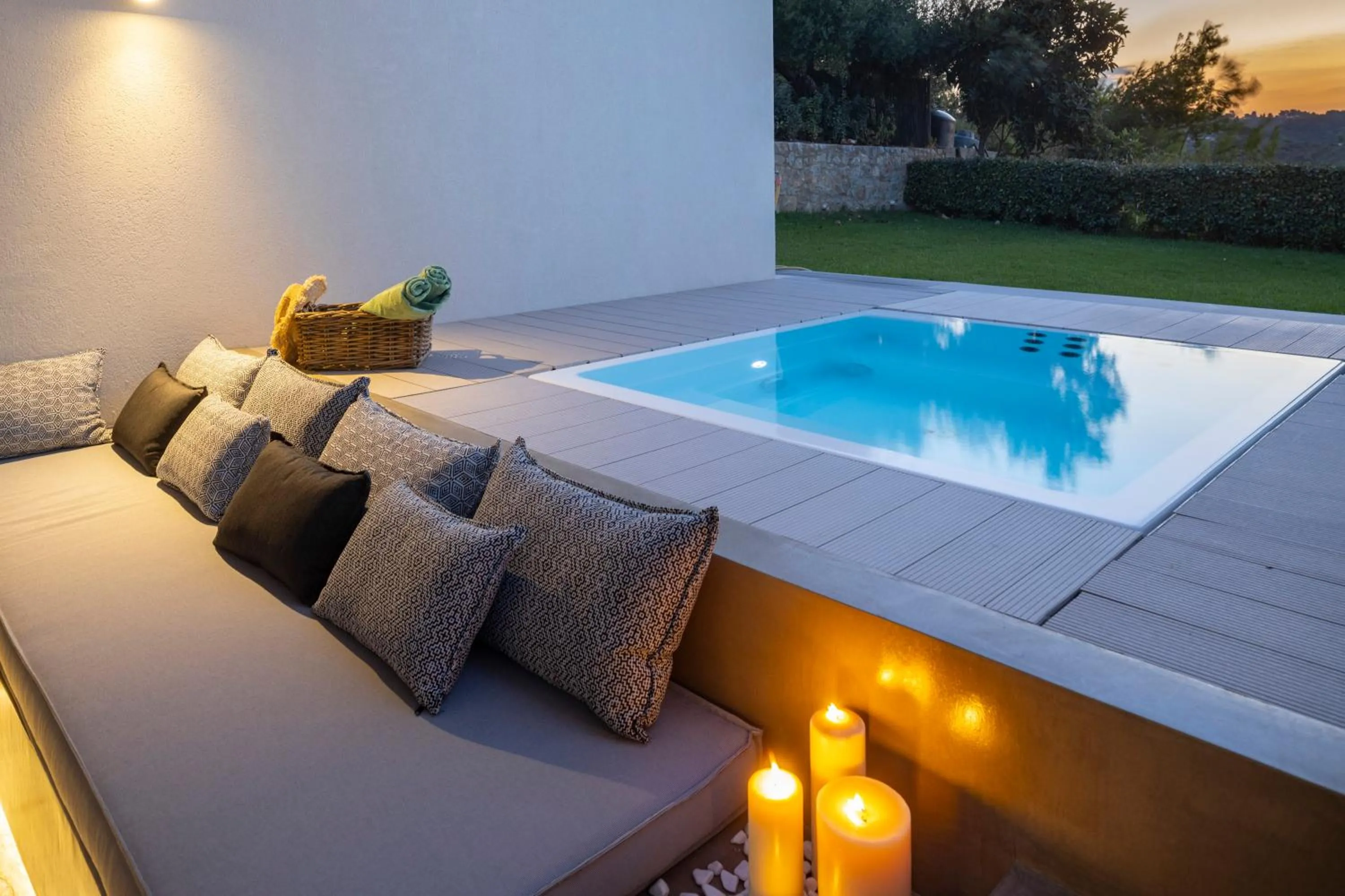 Hot Tub in Atrium Hotel